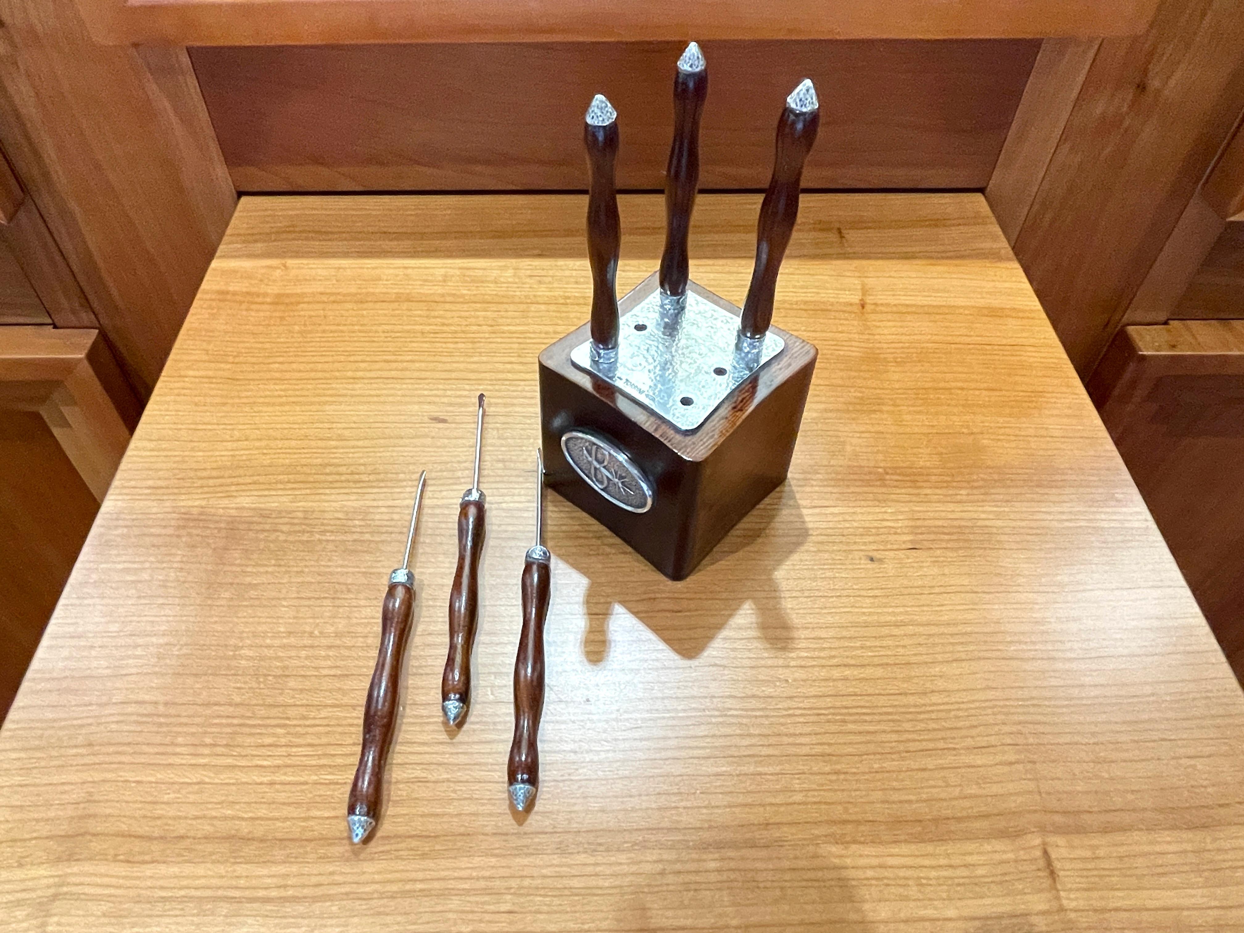 Juego de aperitivo Torrini con 6 espátulas de madera y plata 925 en venta 1