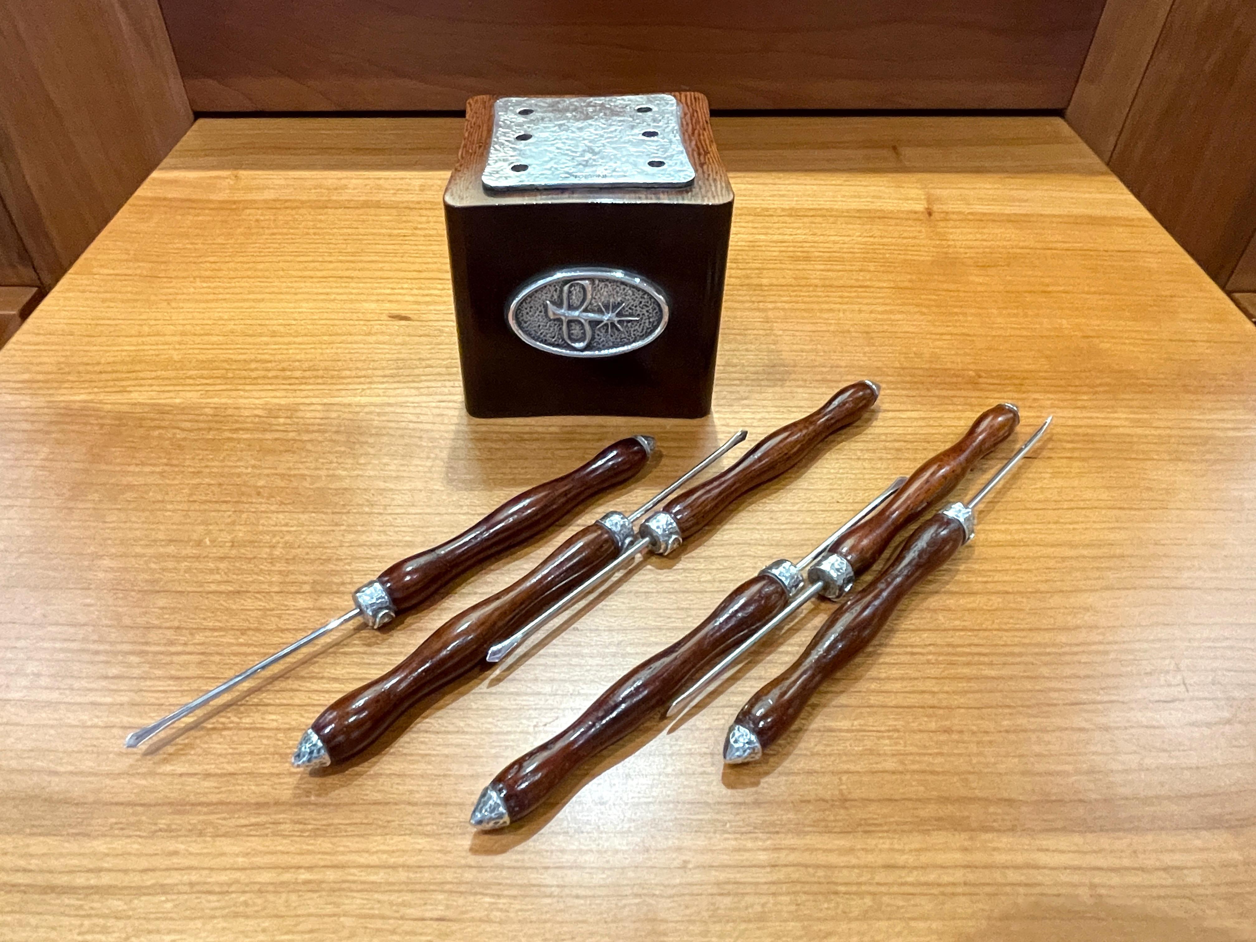 Juego de aperitivo Torrini con 6 espátulas de madera y plata 925 en venta 2