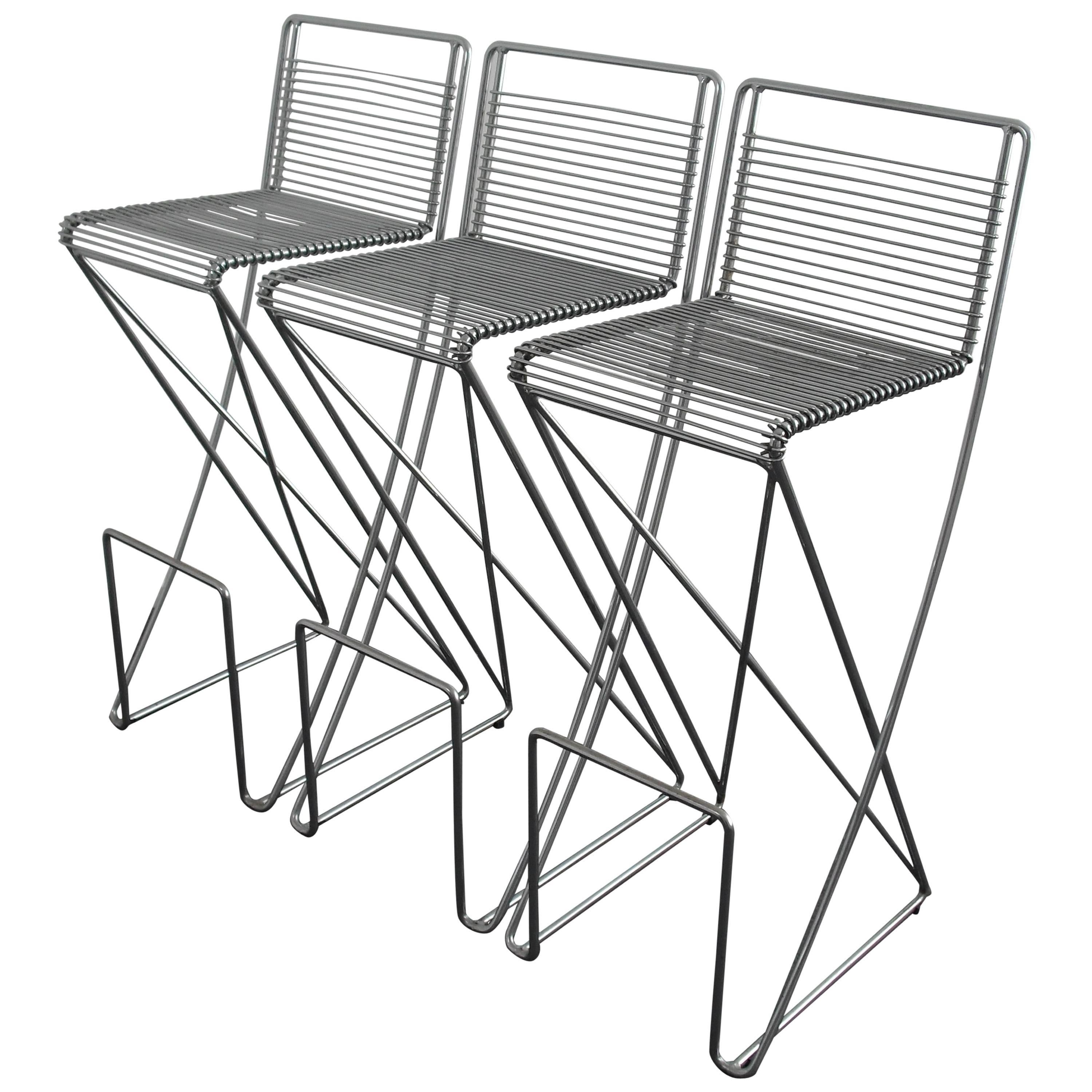 Architektonische Barhocker �„Kreuzschwinger“ von till Behrens für Schlubach, 1983 im Angebot