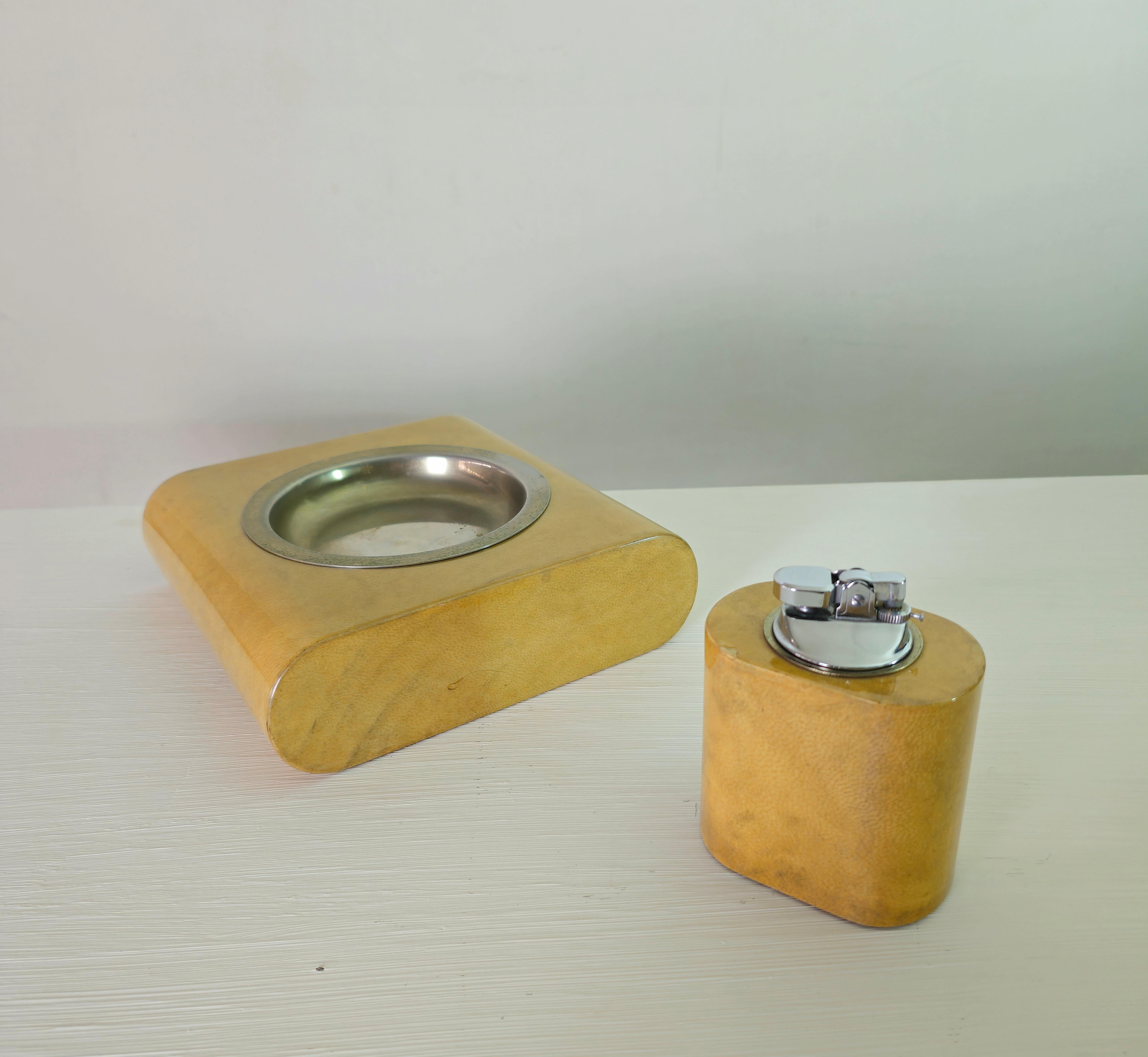 Set ashtray and lighter Lacquer Parchment Paper Italy 60s Aldo Tura Mid-century 1
