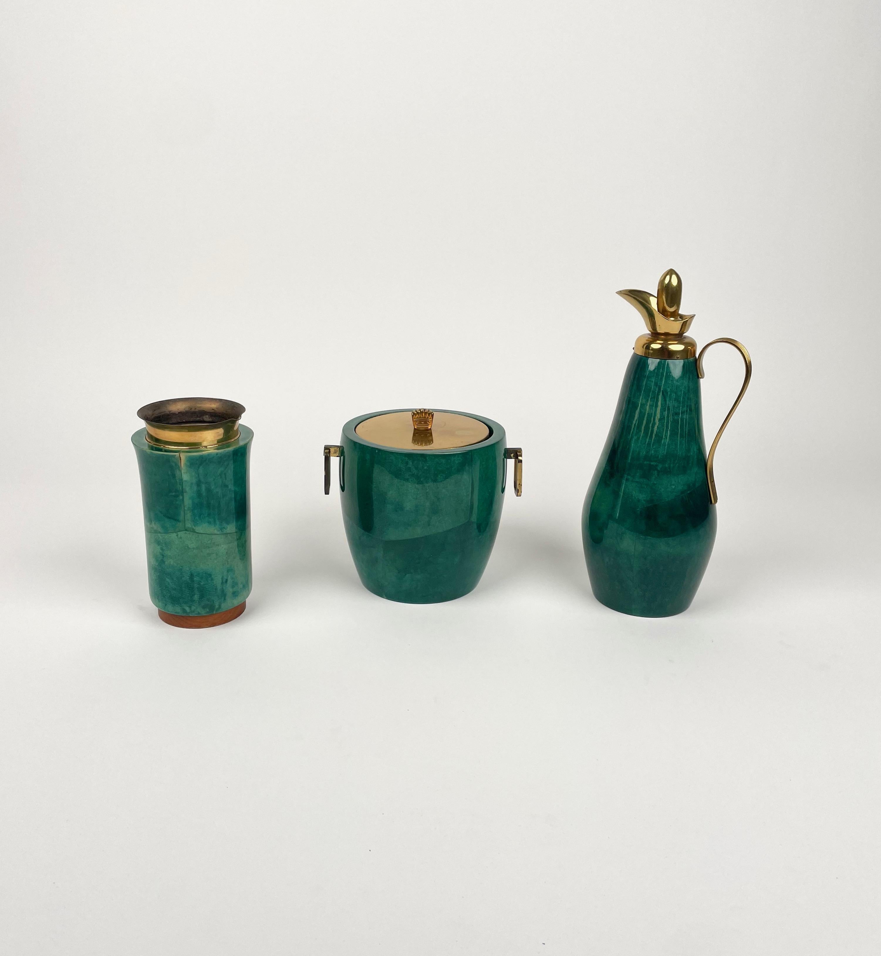 Mid-Century Modern Set Barware Bar Green Goatskin and Brass by Aldo Tura for Macabo, Italy 1960s For Sale