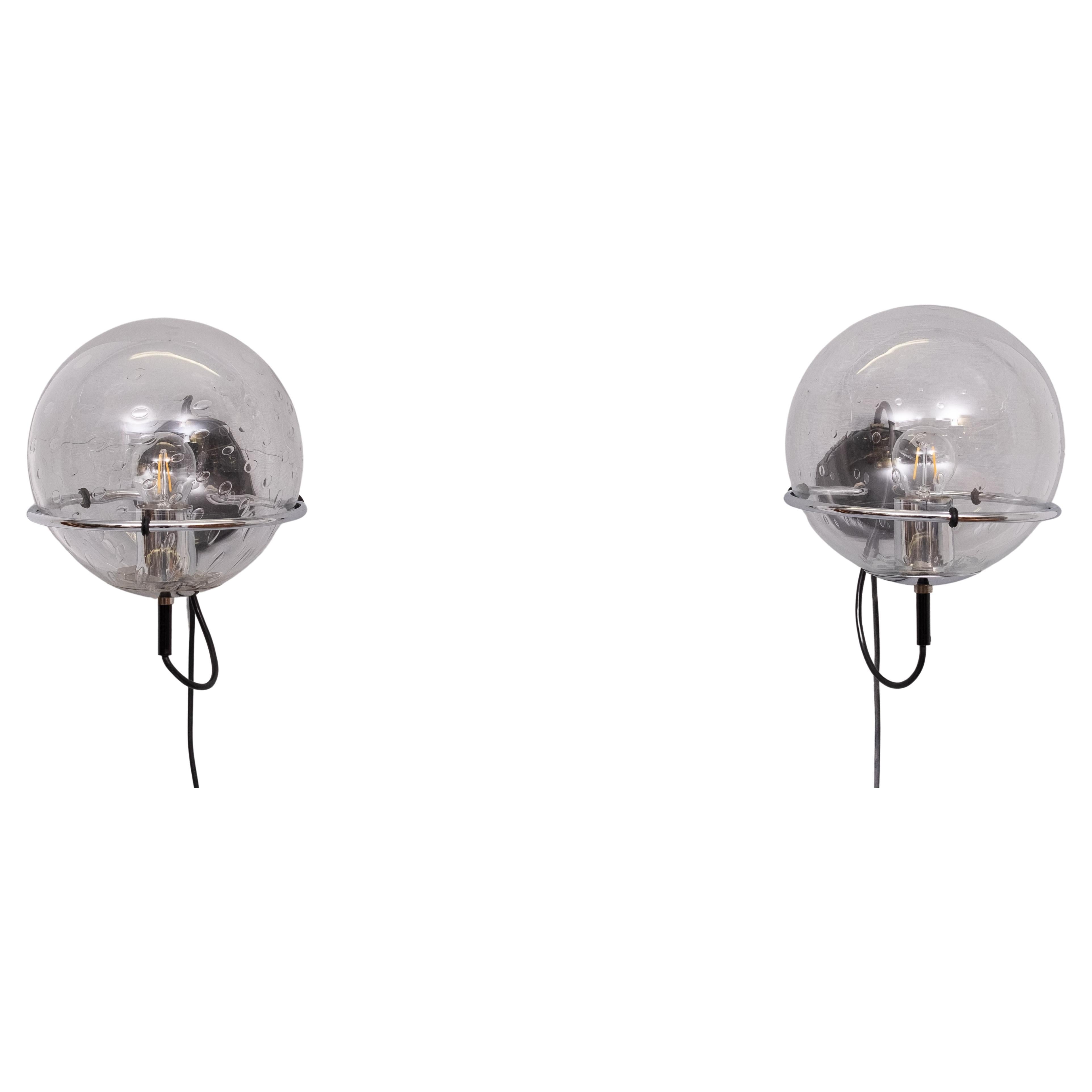 set Panier-Globe  lampes murales  Bol en verre en forme de gouttes de pluie de Raak, 1970 en vente 1