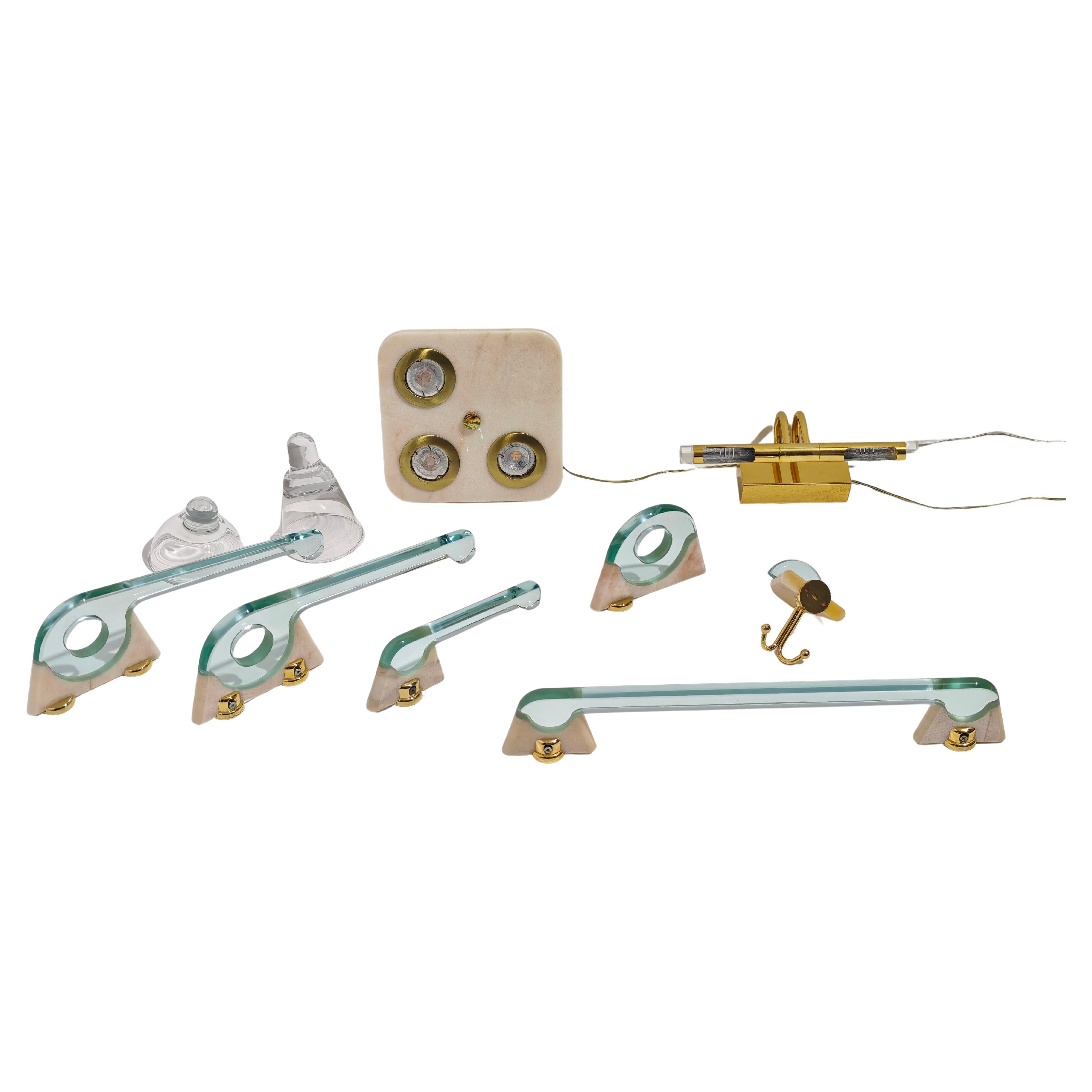 Ensemble d
accessoires de salle de bains Lampes Verre Marbre Onyx Modernité du milieu du siècle Italie 1980 en vente