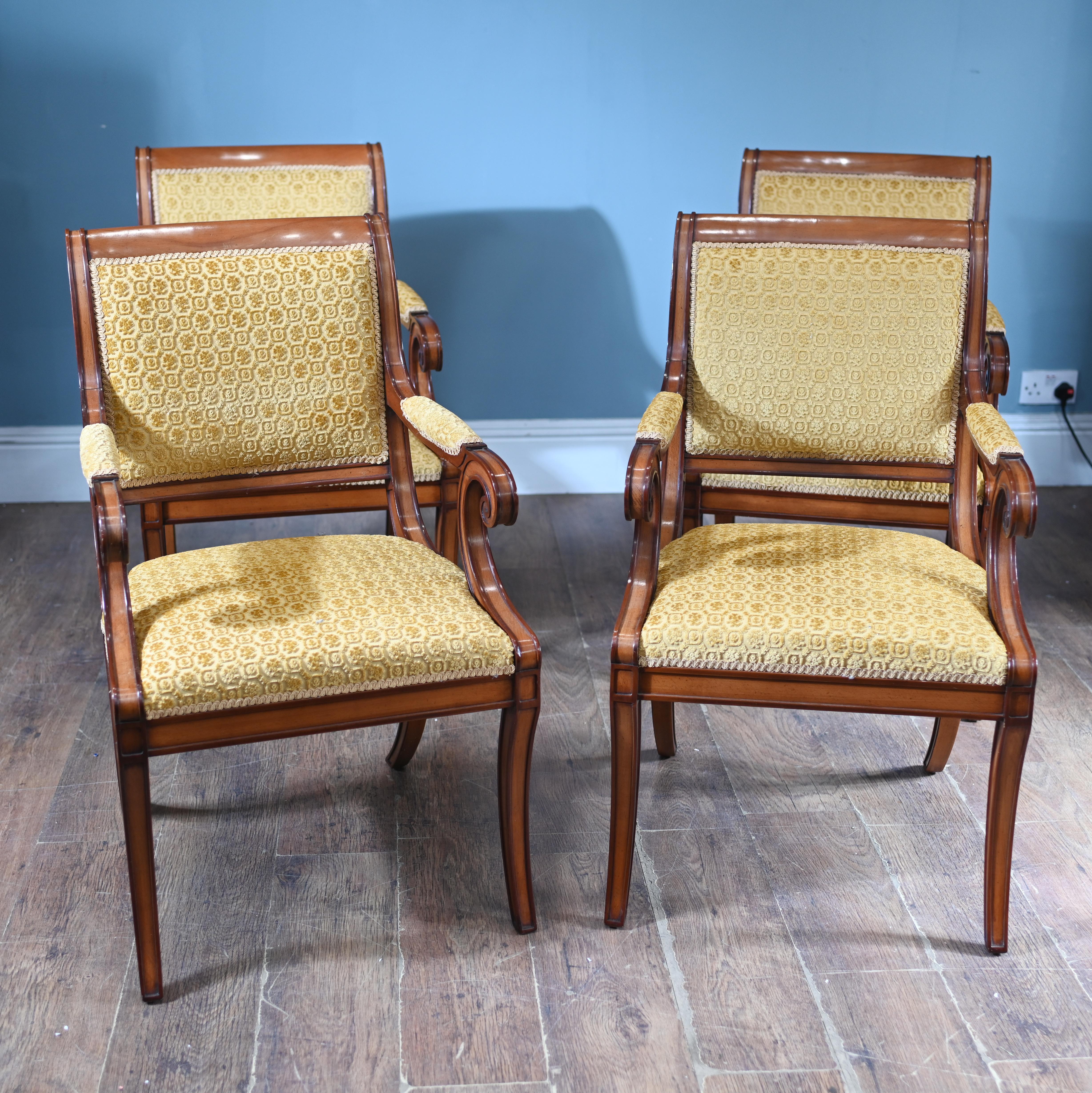 Set di poltrone Biedermeier con sedute in mogano 1930 In condizioni buone in vendita a Potters Bar, GB