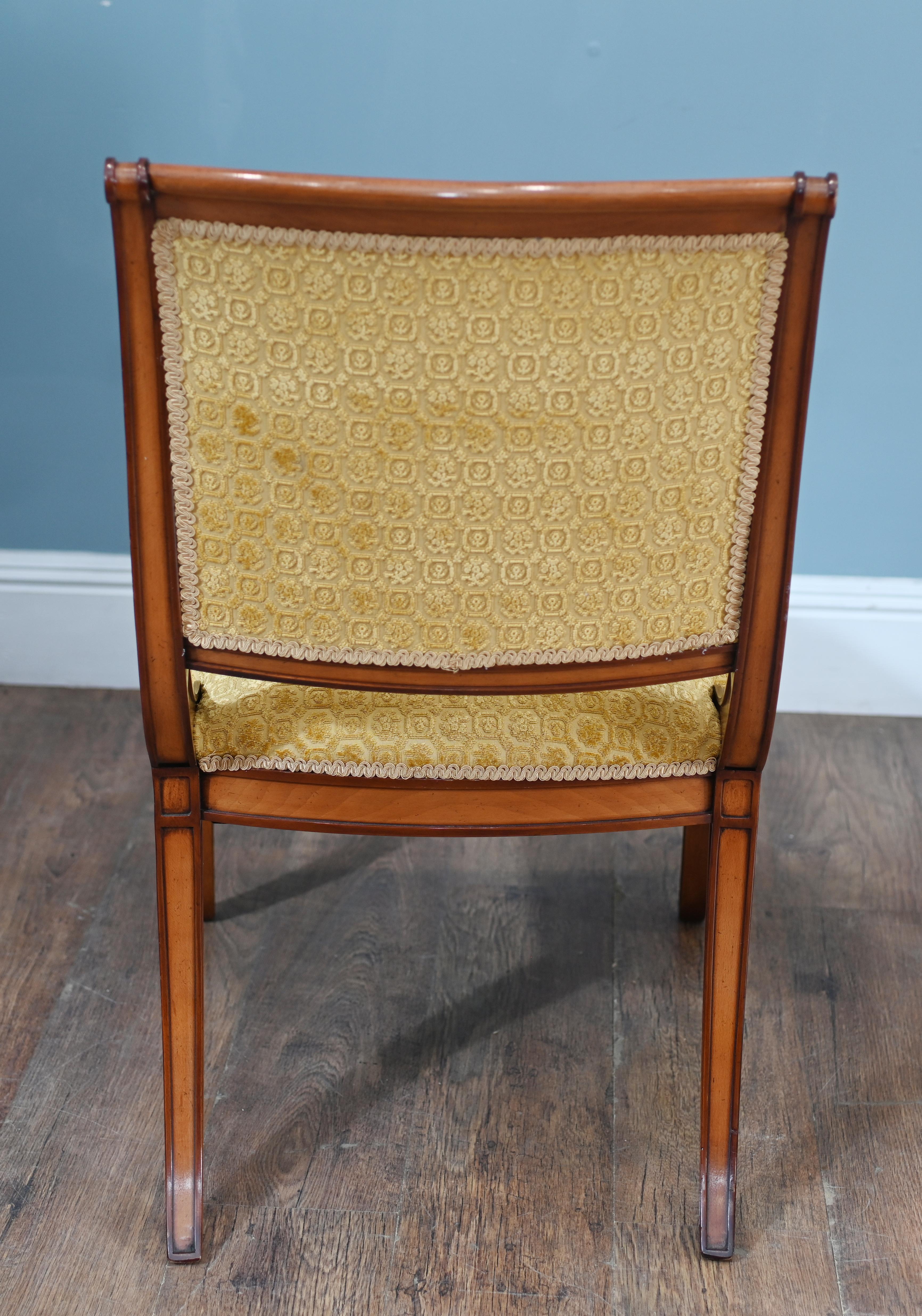 Set di poltrone Biedermeier con sedute in mogano 1930 in vendita 4