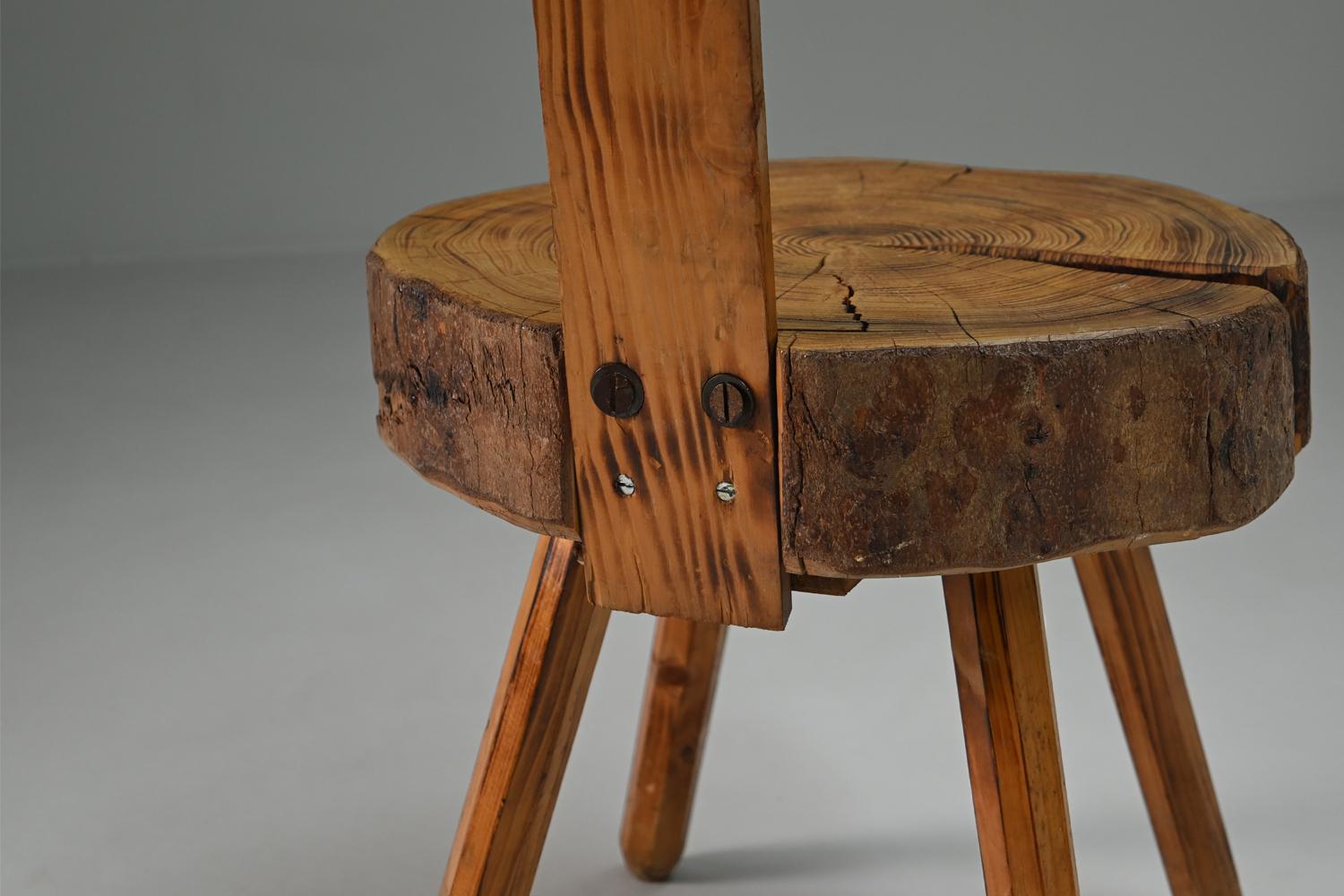 Set brutalist tree trunk chairs, 1970s France. For Sale 1