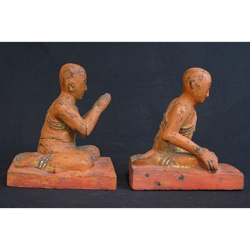Material: wood
25 & 25,5 cm high 
Weight: 3.45 kgs
Mandalay style
Namaskara mudra
Originating from Burma
Early 19th century



