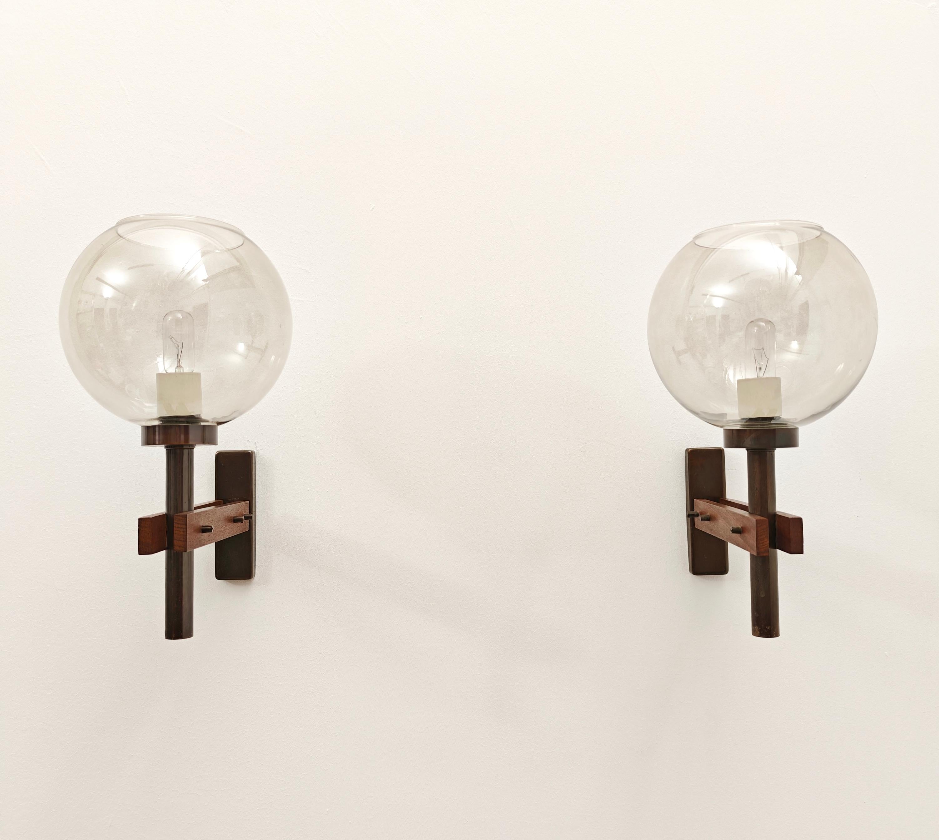 Juego de 2 Lámparas de Pared Atribuibles a Gianfranco Frattini Mediados de Siglo Italia 1960 en venta 4