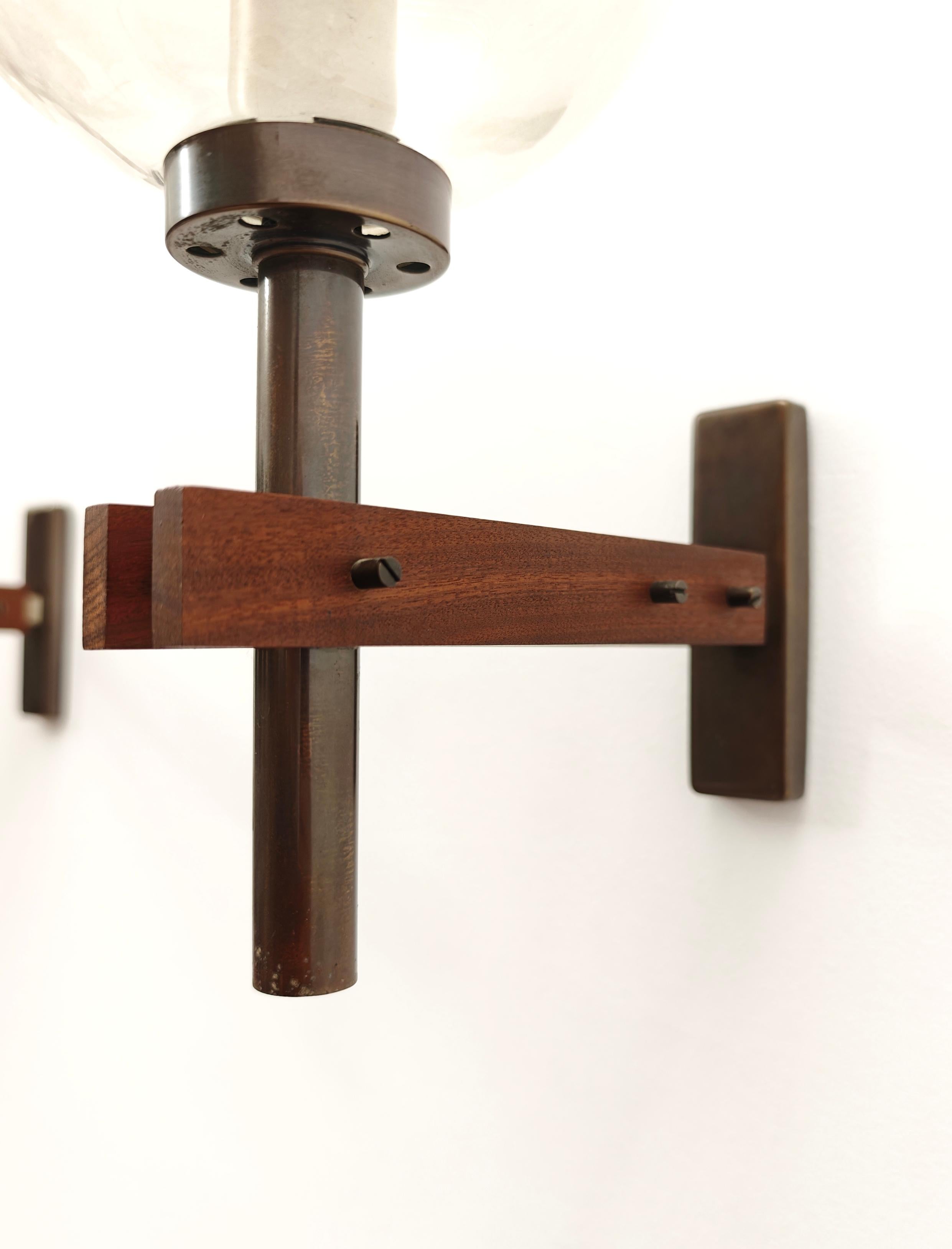 Juego de 2 Lámparas de Pared Atribuibles a Gianfranco Frattini Mediados de Siglo Italia 1960 siglo XX en venta