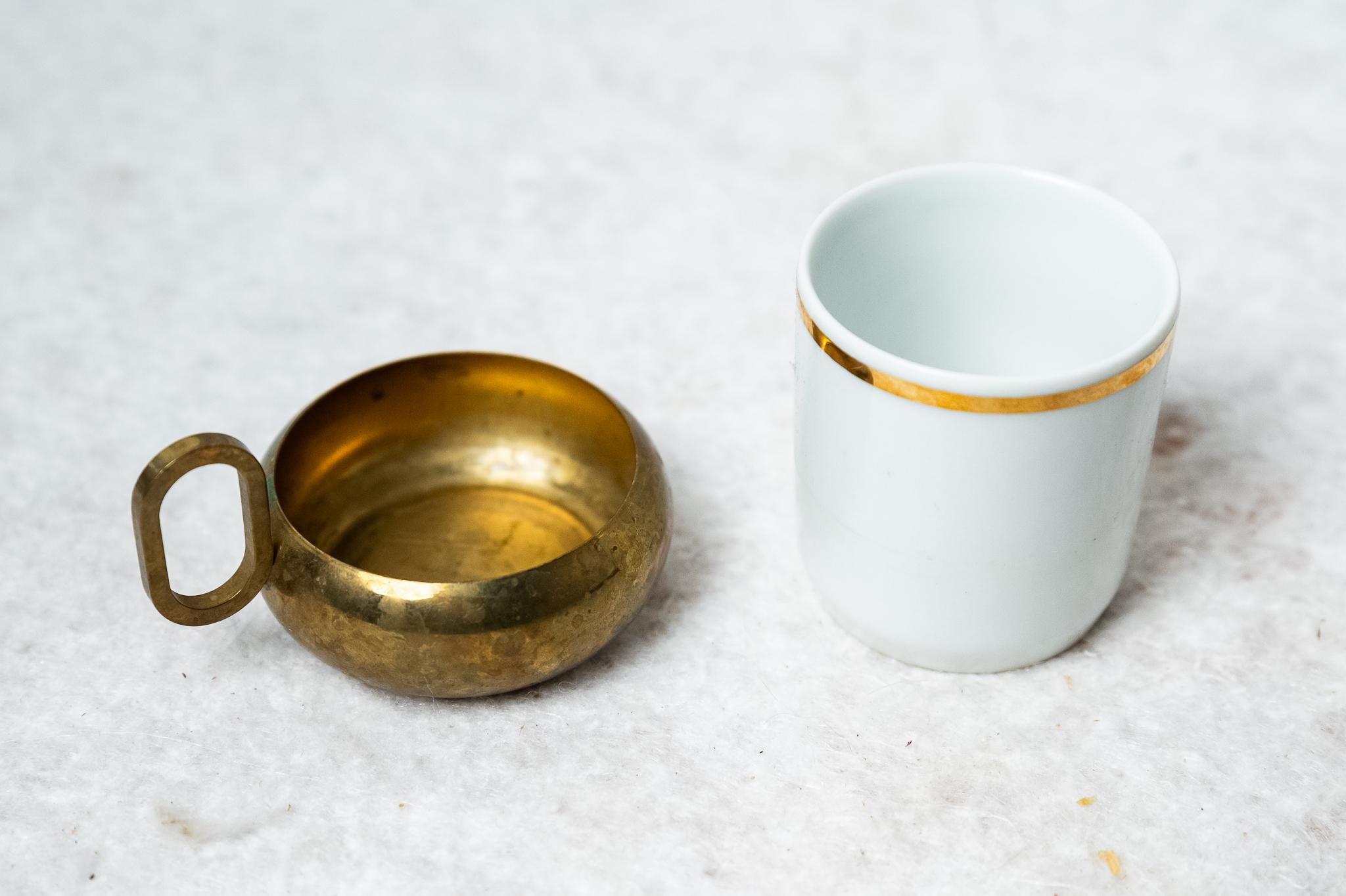 Porcelain and Brass Coffee Set, First Half of the 1900s For Sale 5