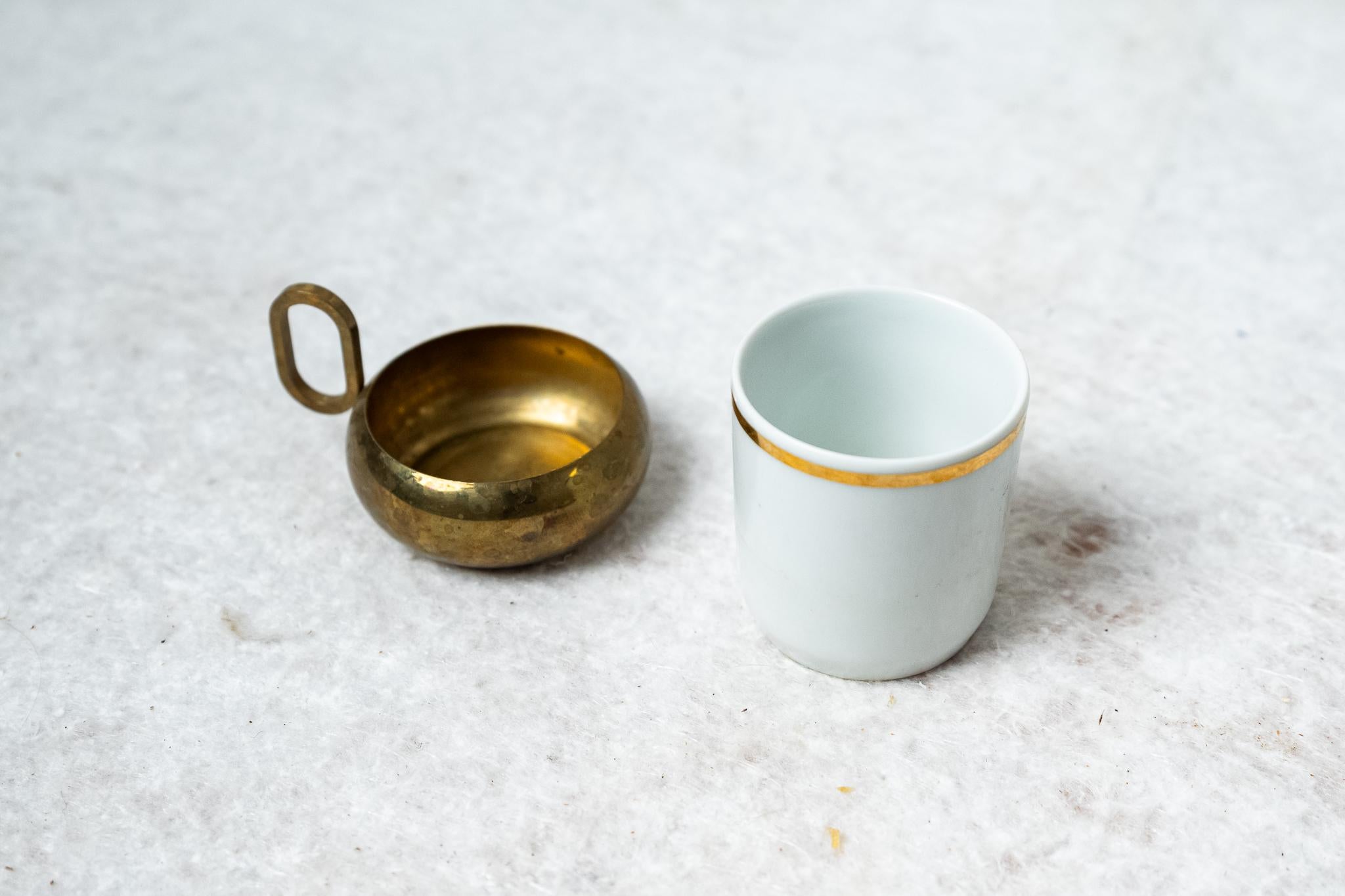 Porcelain and Brass Coffee Set, First Half of the 1900s For Sale 6