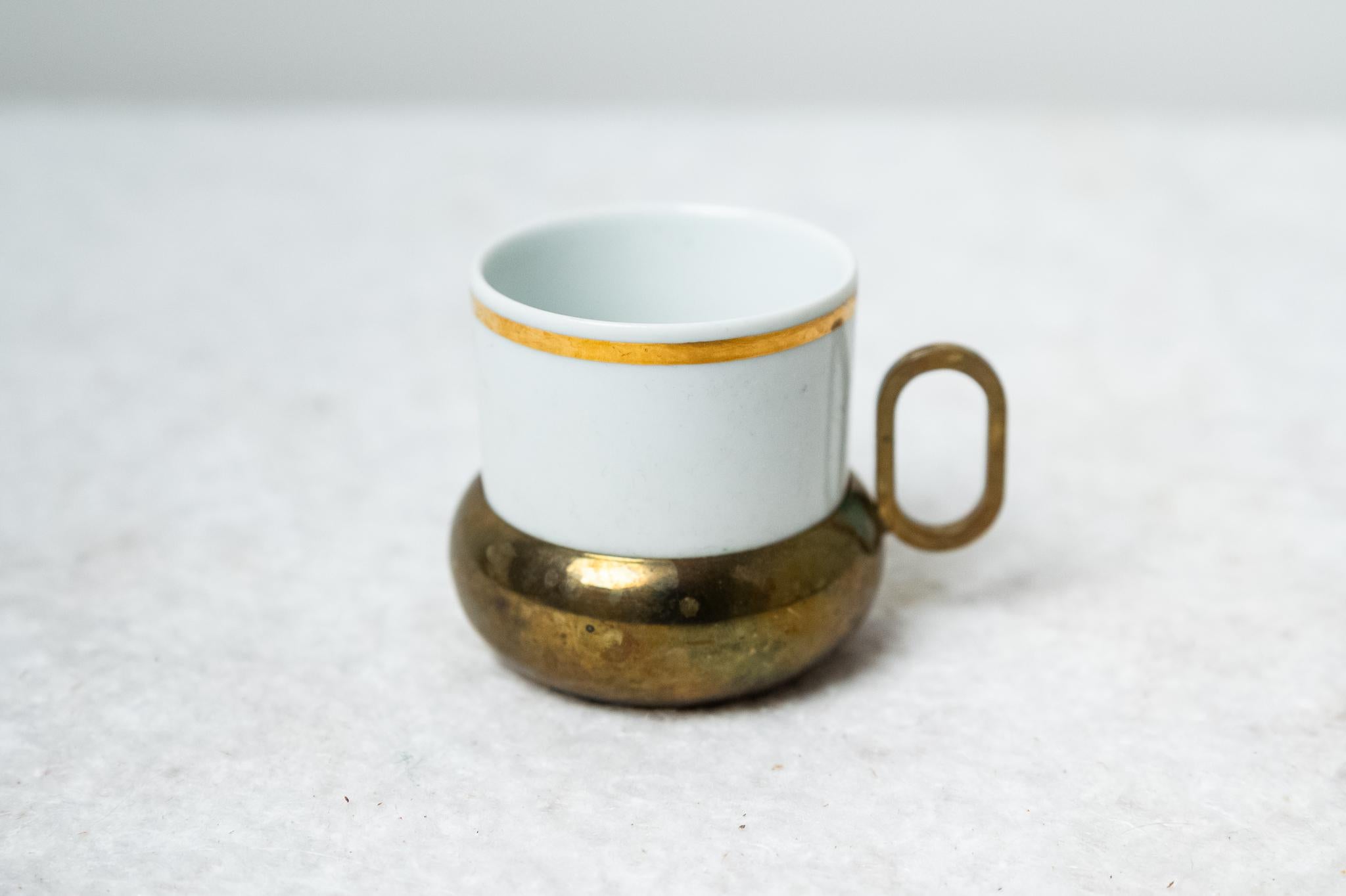 Porcelain and Brass Coffee Set, First Half of the 1900s For Sale 3