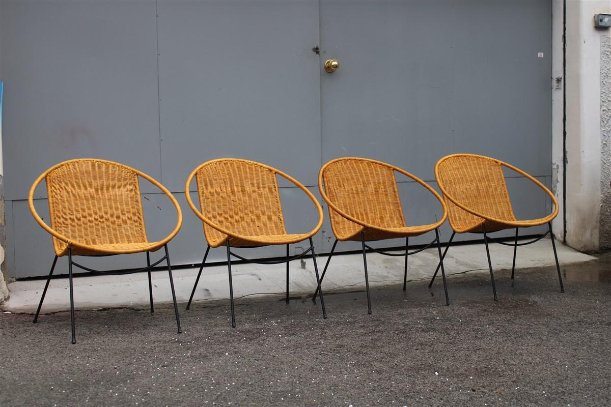 Set Campo & Graffi garden armchairs in metal and wicker Italy design 1950s.