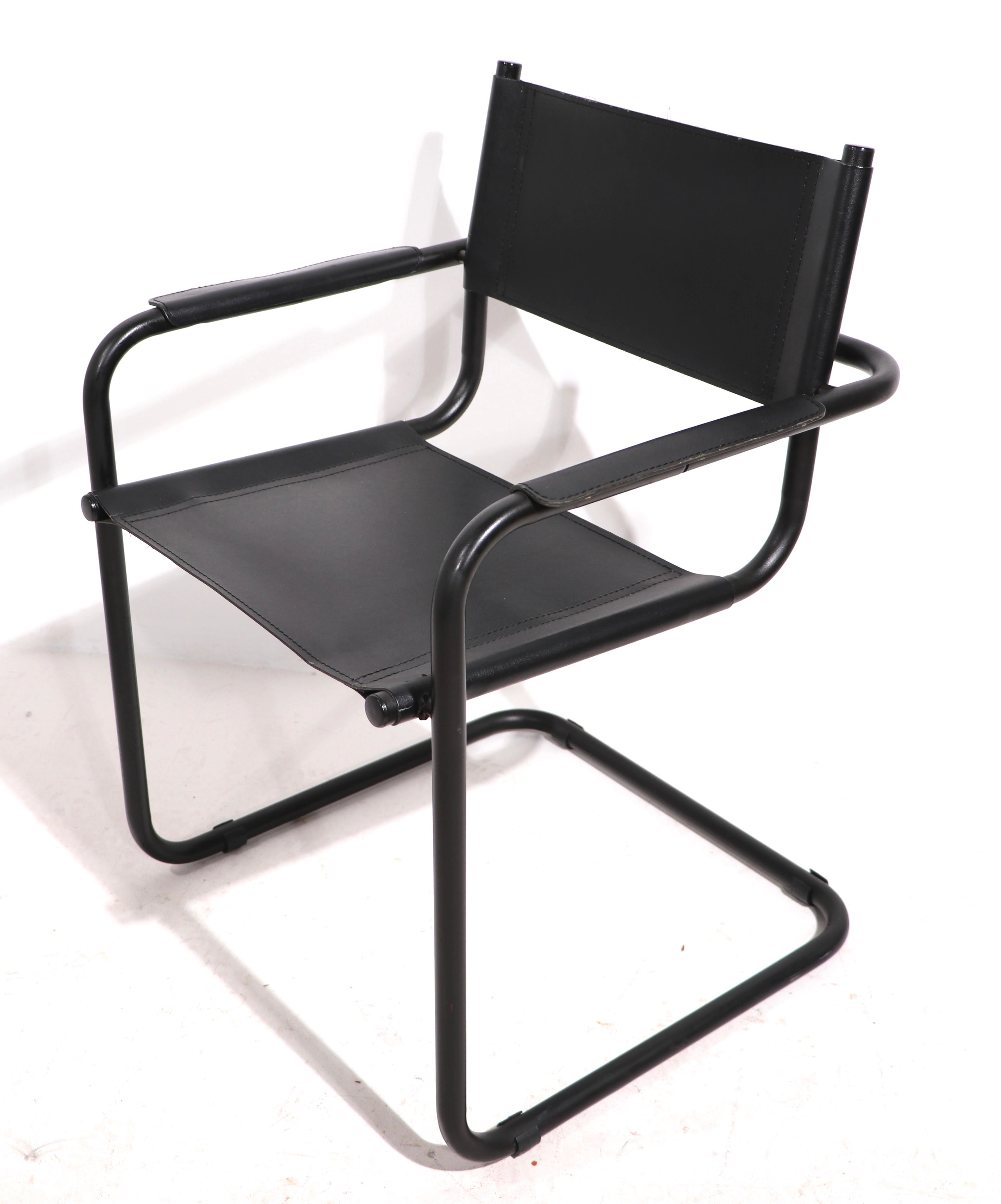 Métal Ensemble de chaises à manger MG5 en porte-à-faux Conçu par Breuer Réalisé par Matteo Grassi