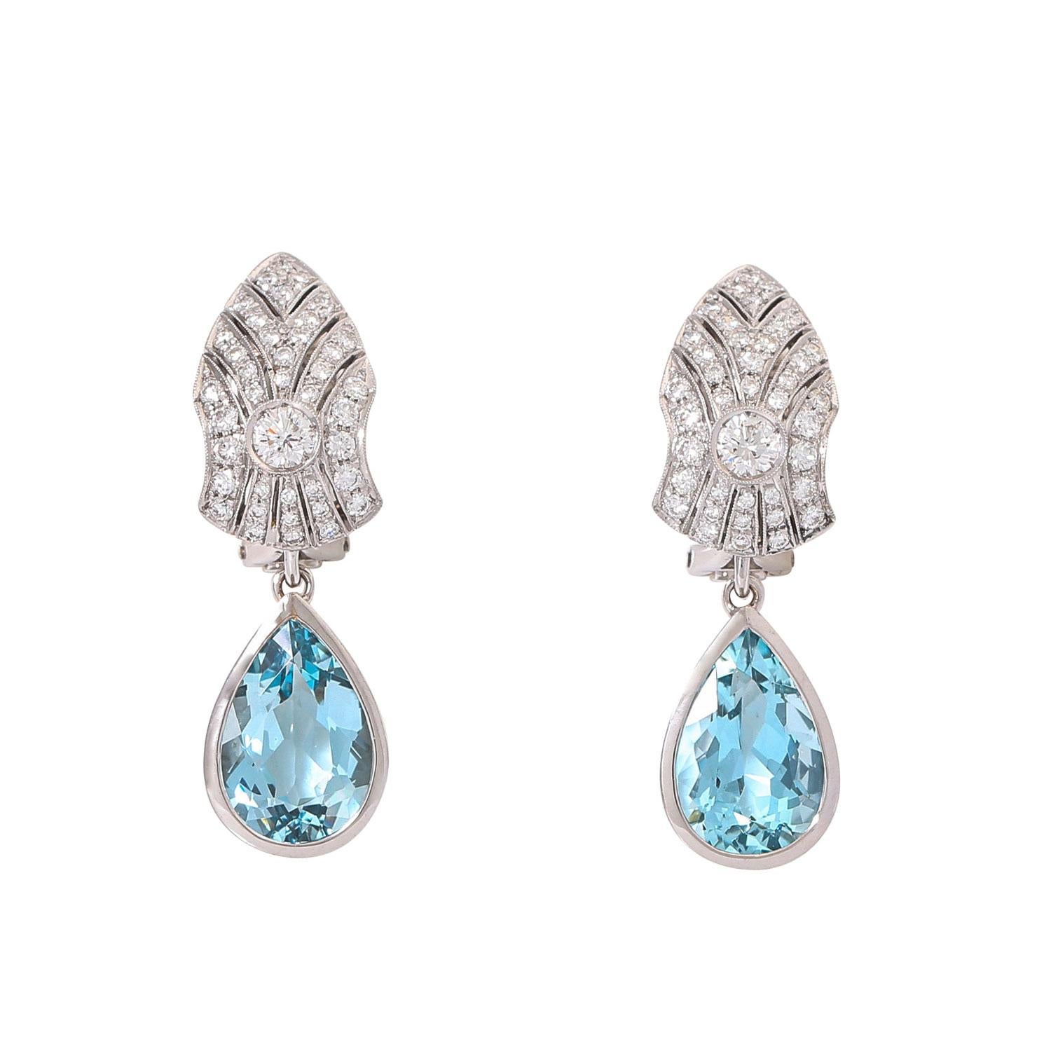 Modern Set Collier and Earrings with Aquamarines and Brilliant For Sale