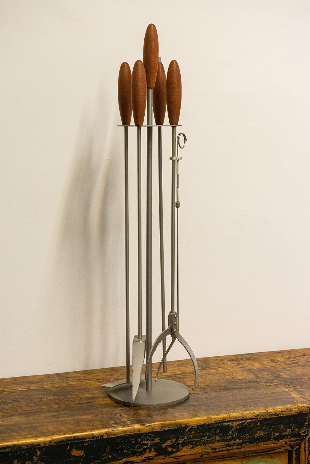 Set moderno di accessori per caminetto dal design italiano in vendita 6