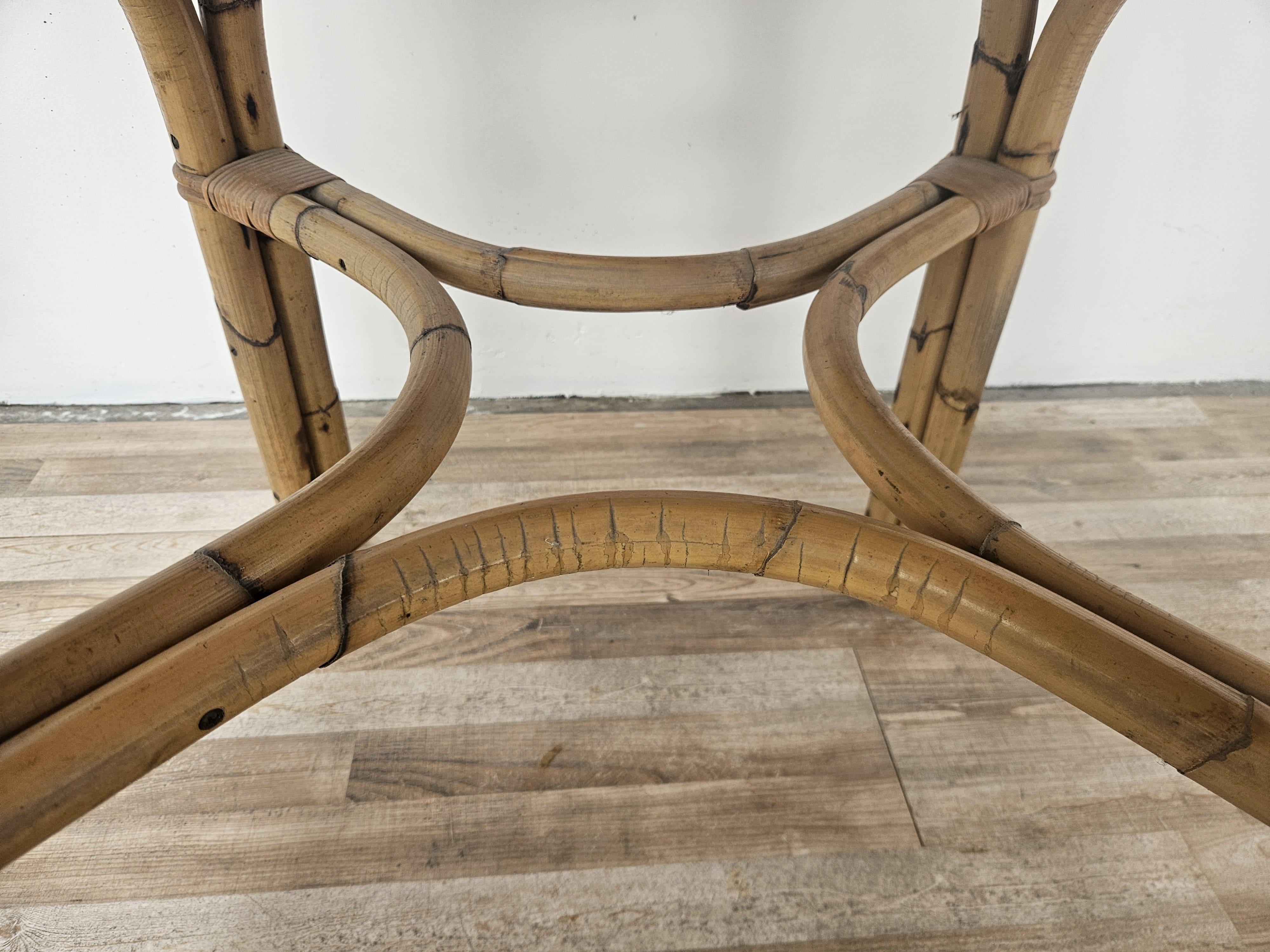 Italian Set with coffee table and two vintage wicker chairs for outdoor 1970s For Sale