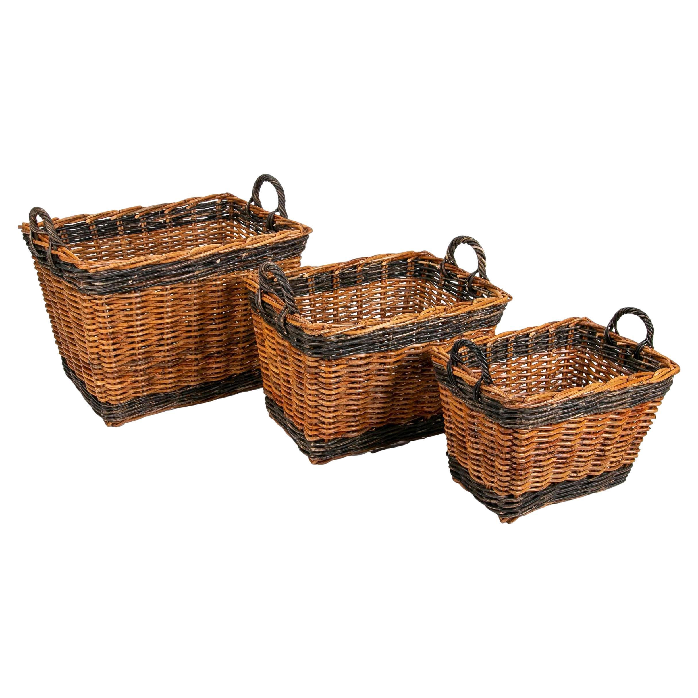 Set Consisting of Three Decorative Wicker Baskets of Different Sizes For Sale