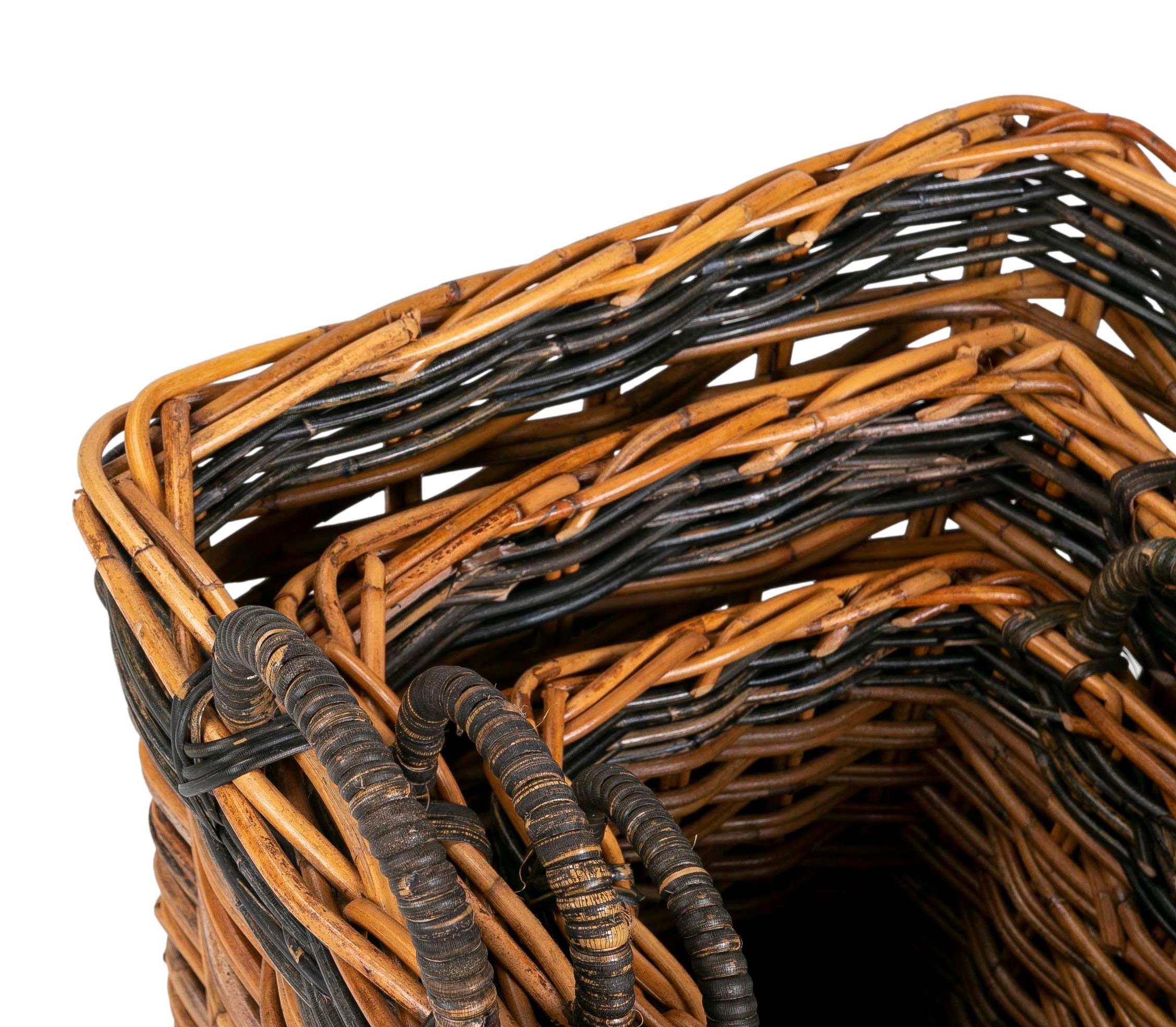 Set Consisting of Three Handmade Wicker Baskets For Sale 12