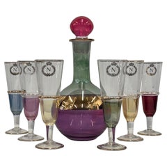 Service de table/liqueur Napoléon en verre coloré et or Midcentury L'Europe
