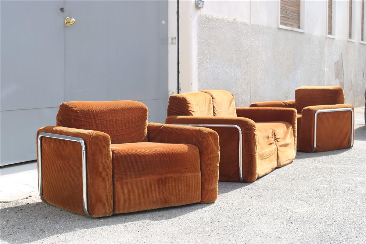 1970 Italian Living Room Set in Orange Velvet and Minimal Steel  For Sale 8