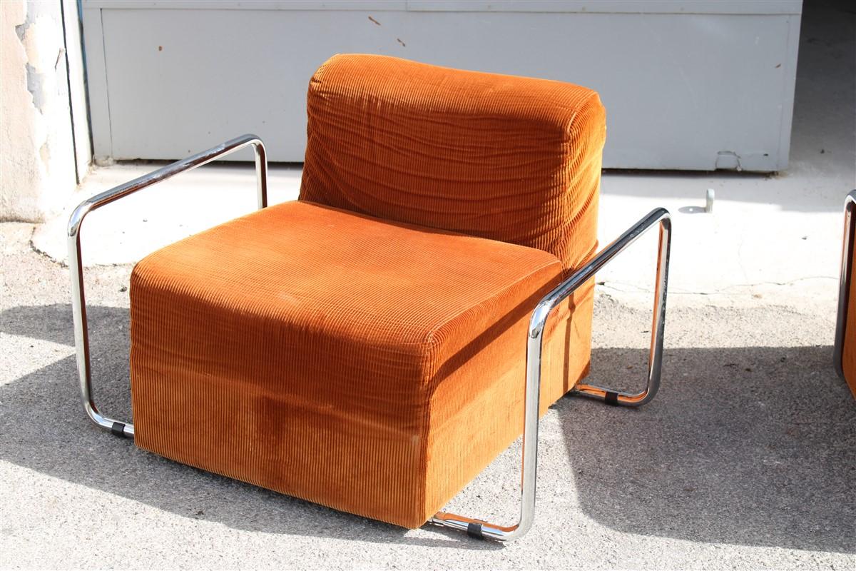 1970 Italian Living Room Set in Orange Velvet and Minimal Steel  For Sale 13
