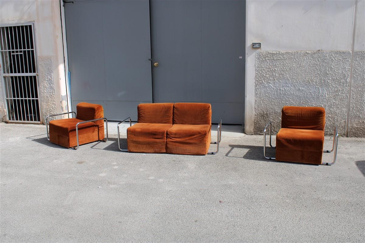 1970 Italian Living Room Set in Orange Velvet and Minimal Steel  For Sale 14