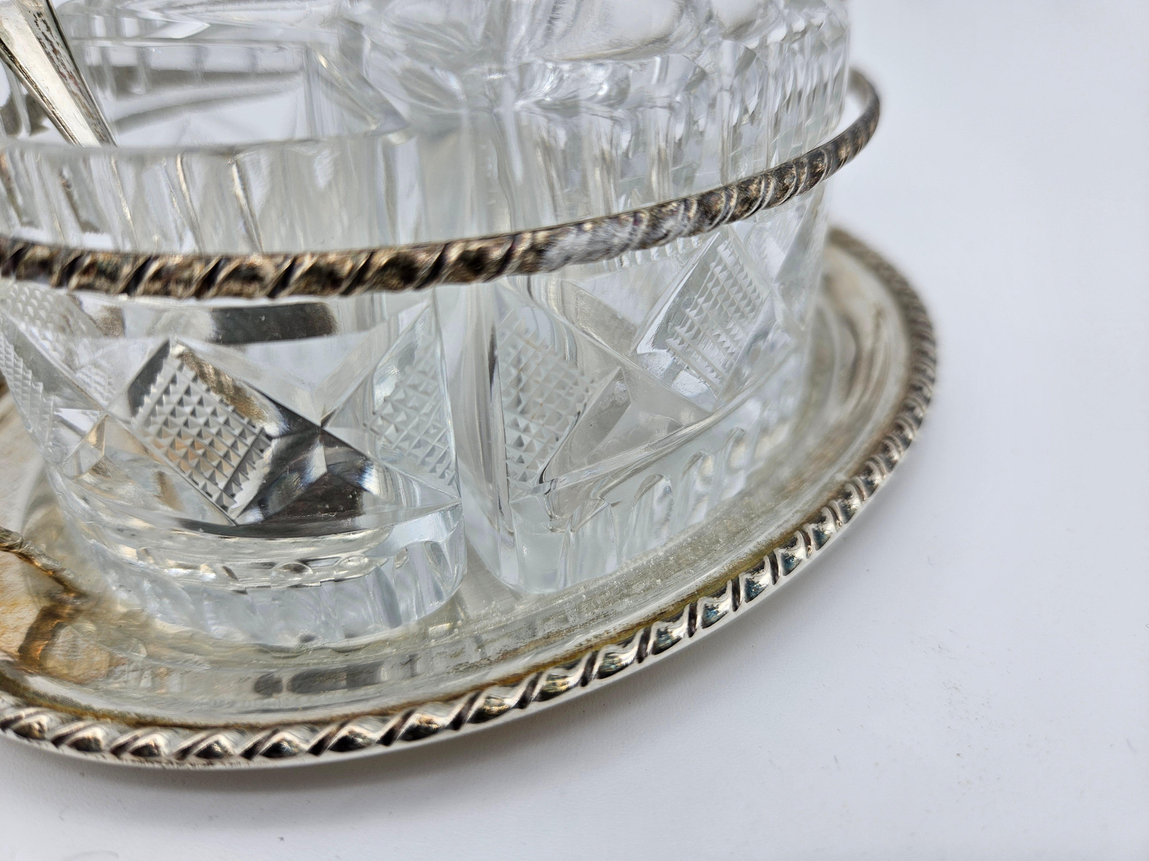 20th Century Glass and silver oil and vinegar table set 20th century For Sale