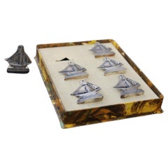 Set da Tavolo Segnaposti Barchetta in ottone argentato 1960s