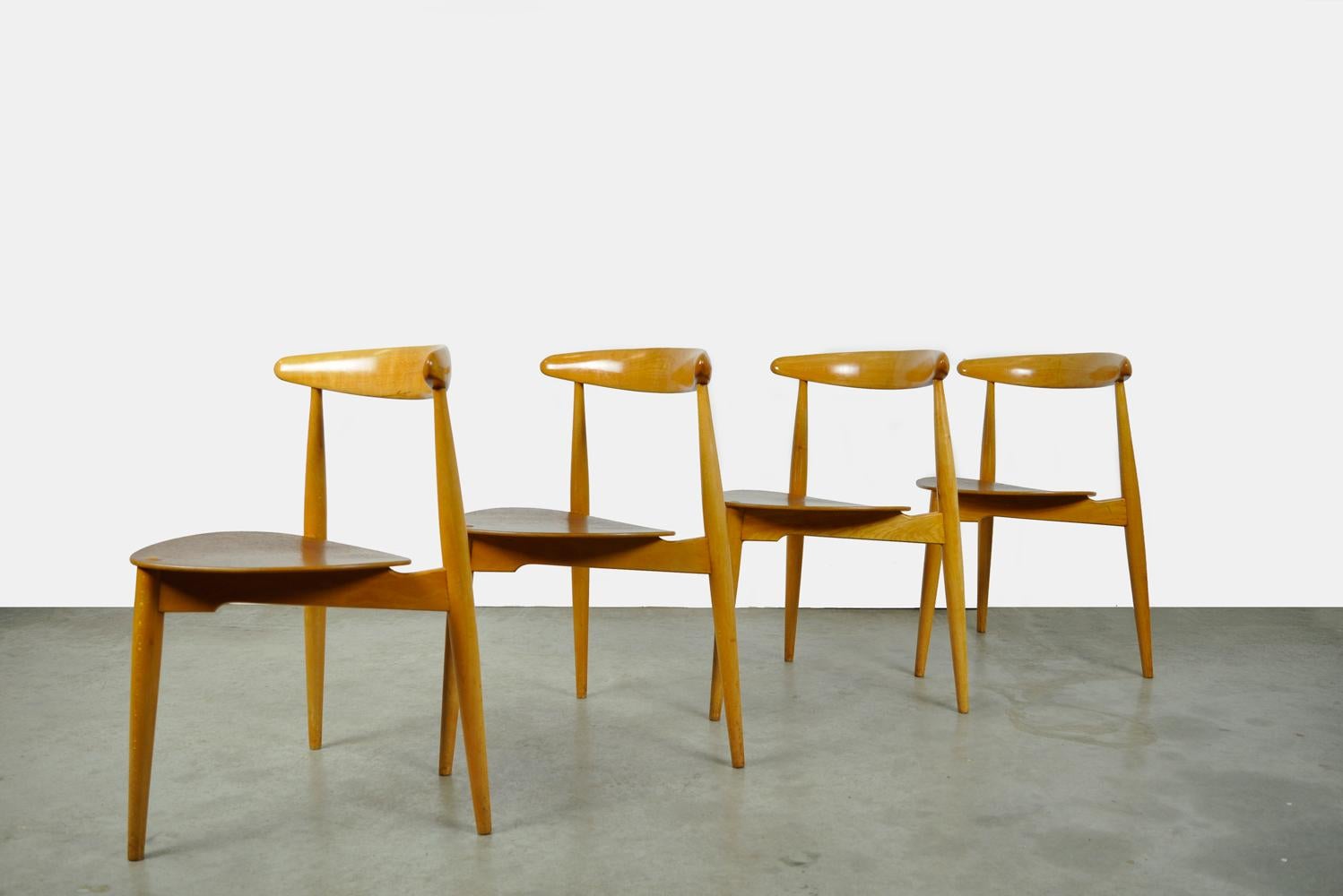 Danois Ensemble de chaises à manger danoises en forme de cœur, FH4103, Hans J. Wegner pour Fritz Hansen, années 1950 en vente