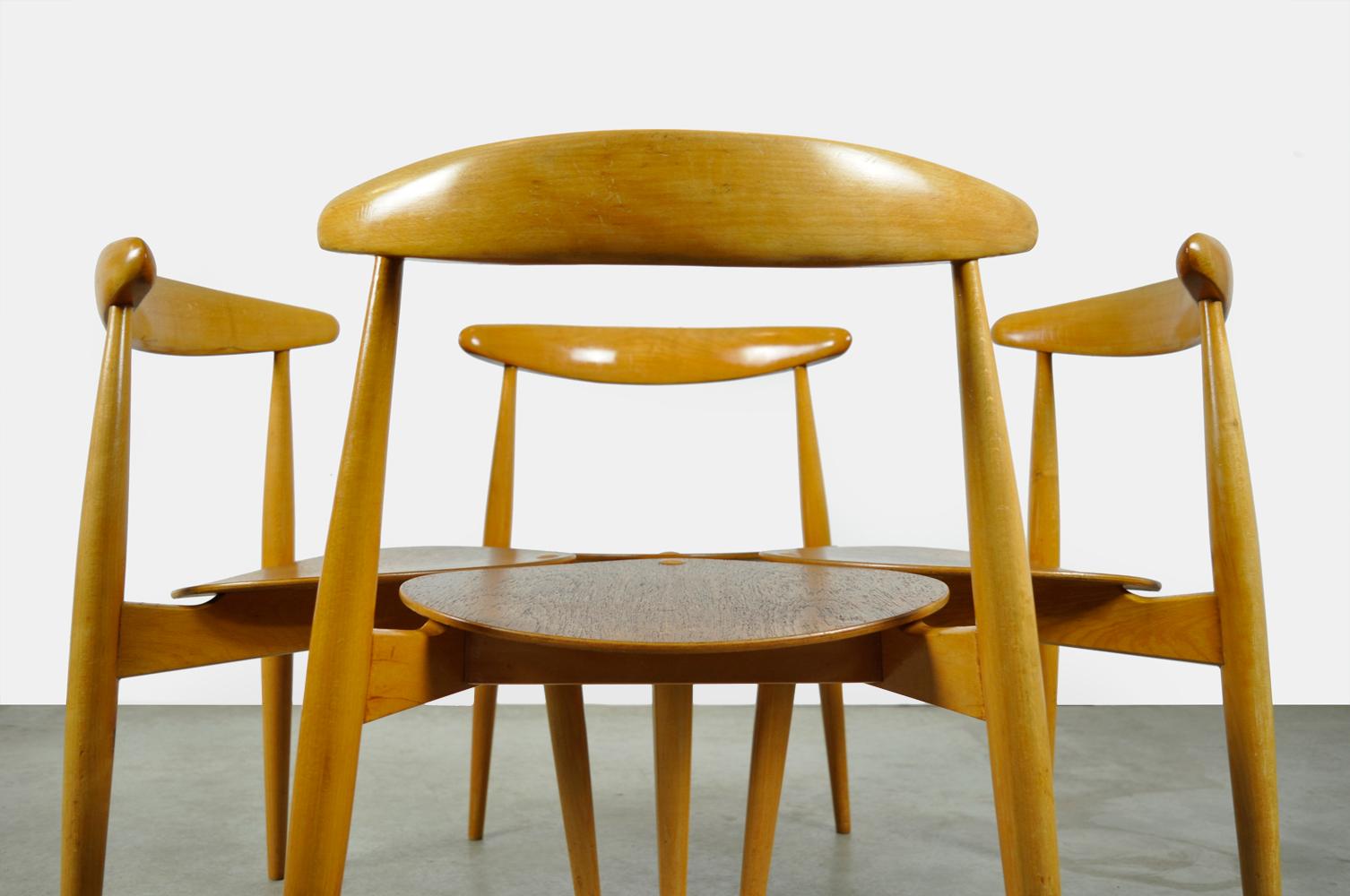 Hêtre Ensemble de chaises à manger danoises en forme de cœur, FH4103, Hans J. Wegner pour Fritz Hansen, années 1950 en vente