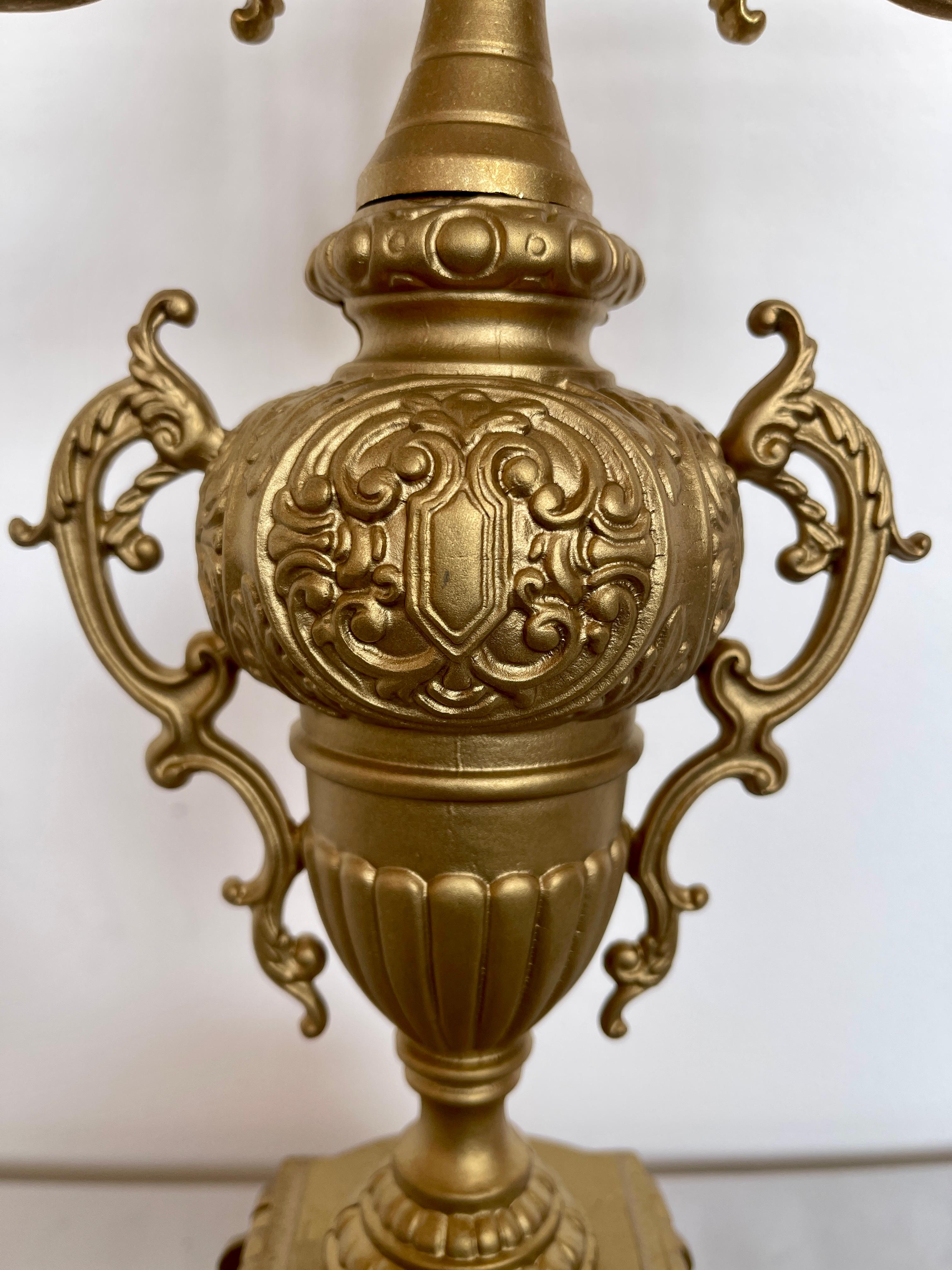 Set de Luxury bronze mechanical baroque table clock 1970s new For Sale 10
