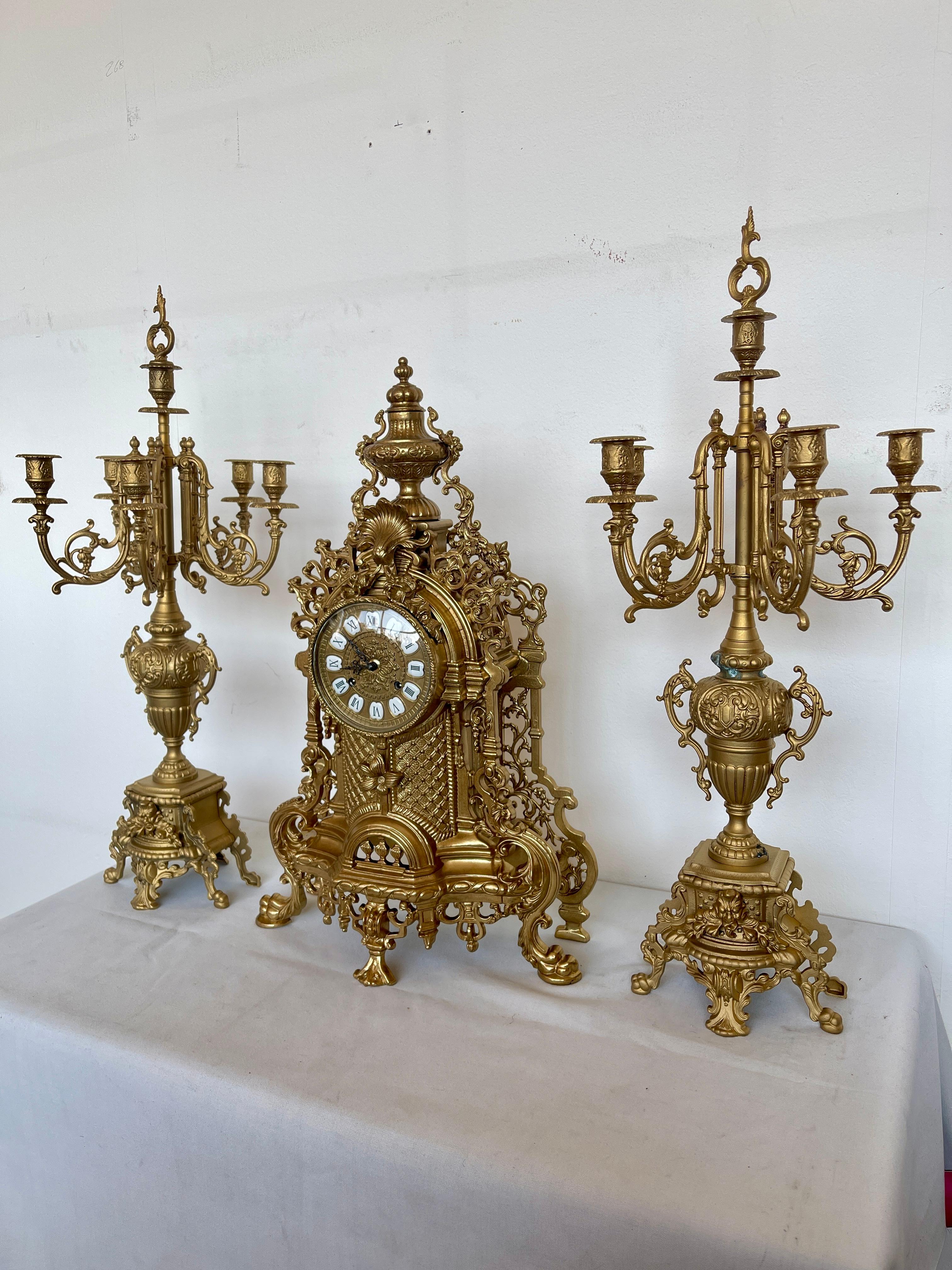 Other Set de Luxury bronze mechanical baroque table clock 1970s new For Sale
