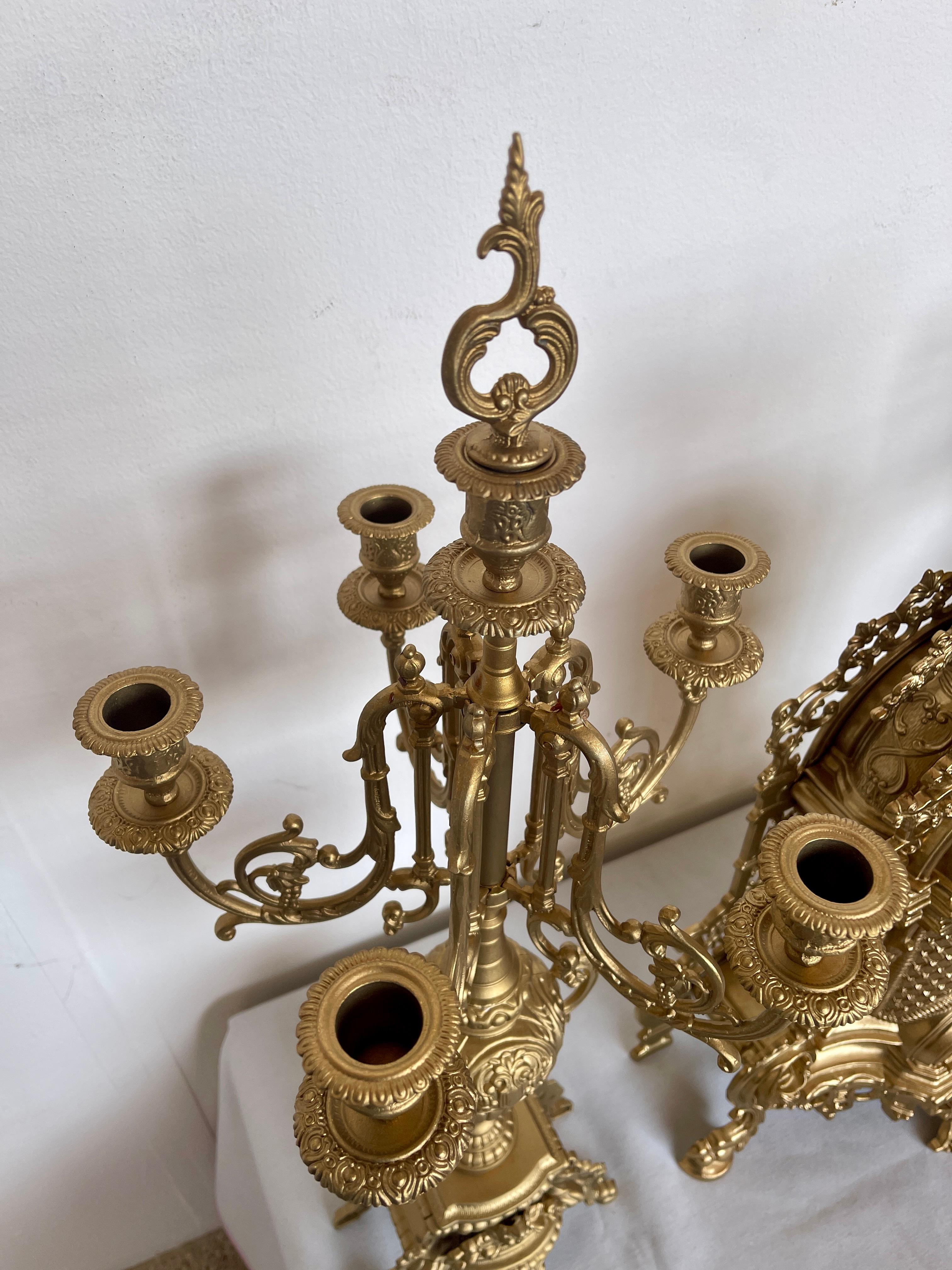 20th Century Set de Luxury bronze mechanical baroque table clock 1970s new For Sale