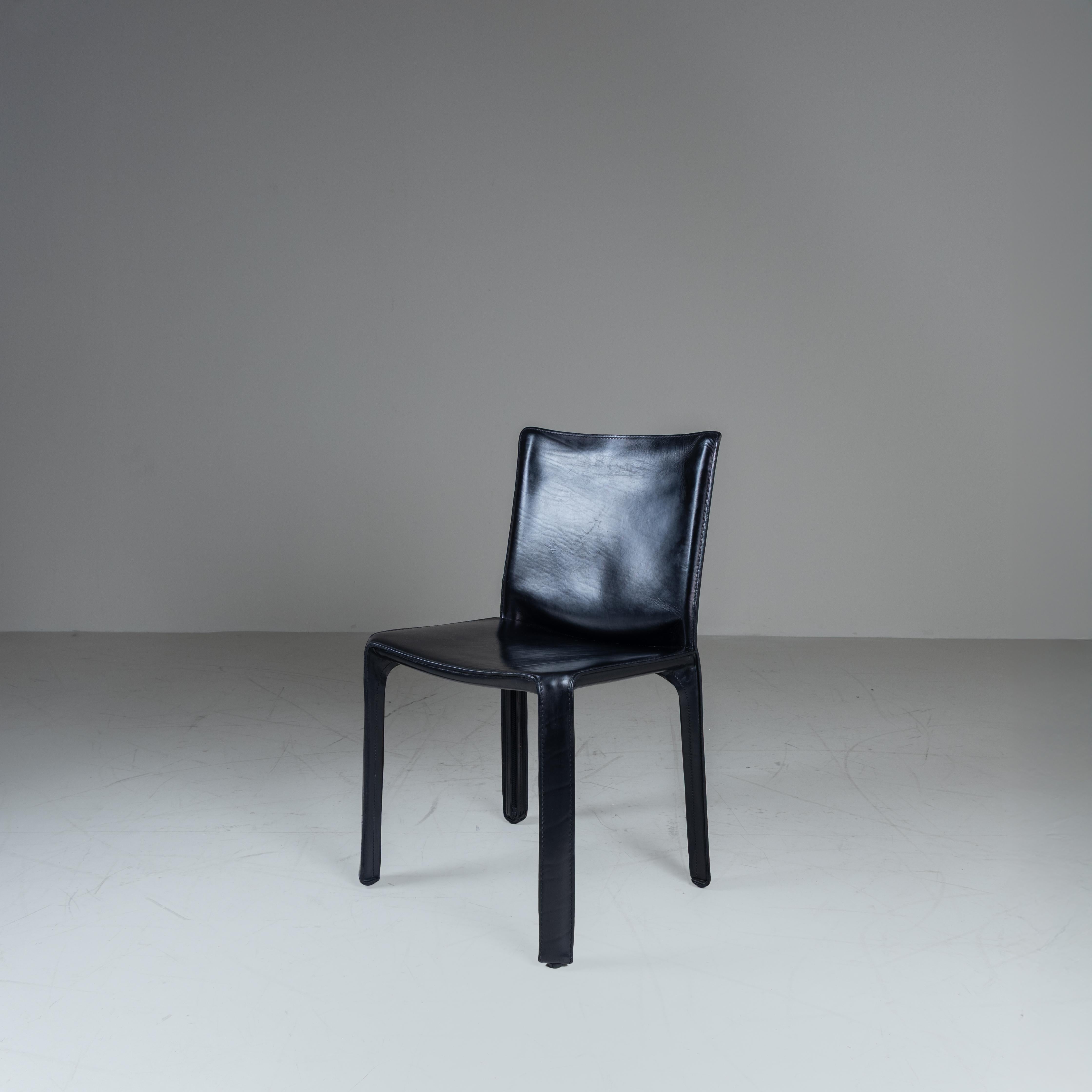 Ensemble de 10 chaises 