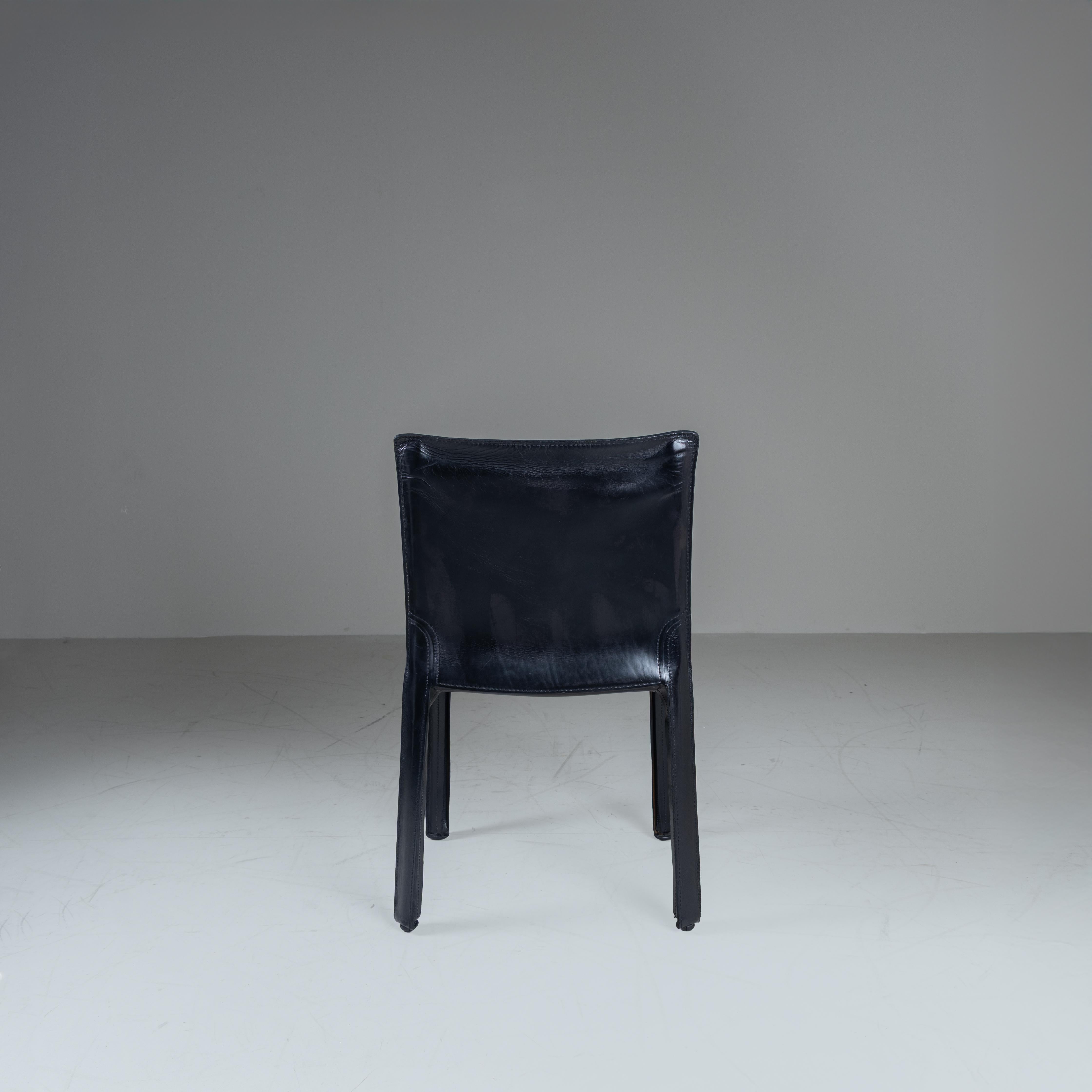 Ensemble de 10 chaises 