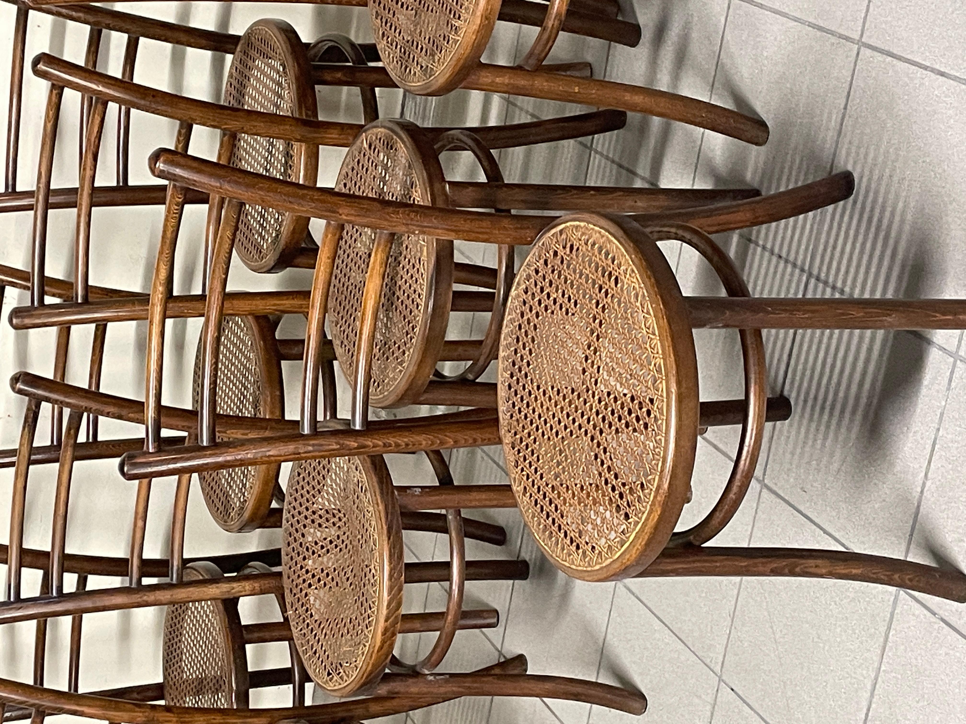 Satz von 11 Stühlen aus italienischer Produktion des späten 19 (Italian) im Angebot