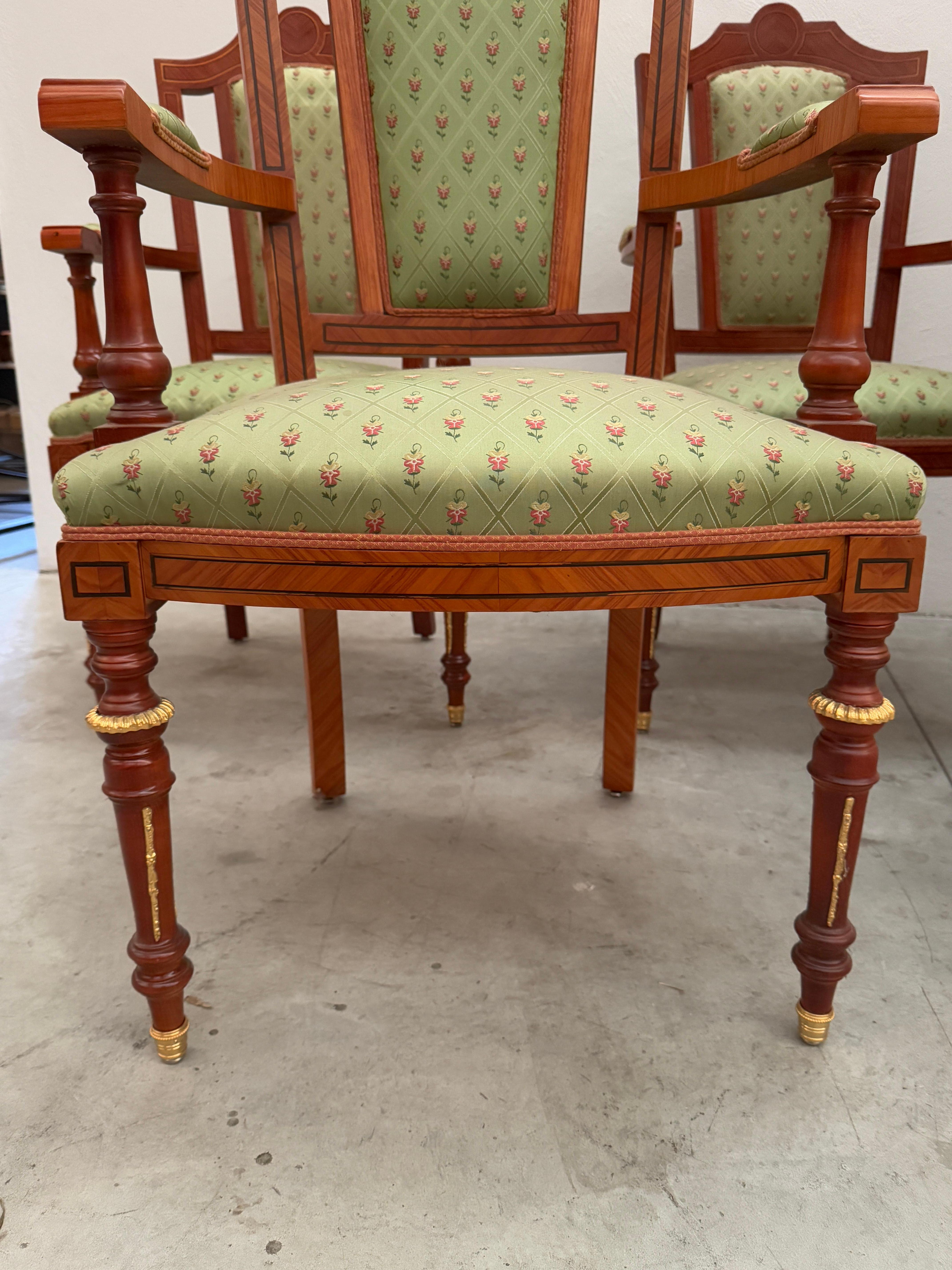 Italian Set di 12 poltrone Regency del XX secolo, nuove in vendita