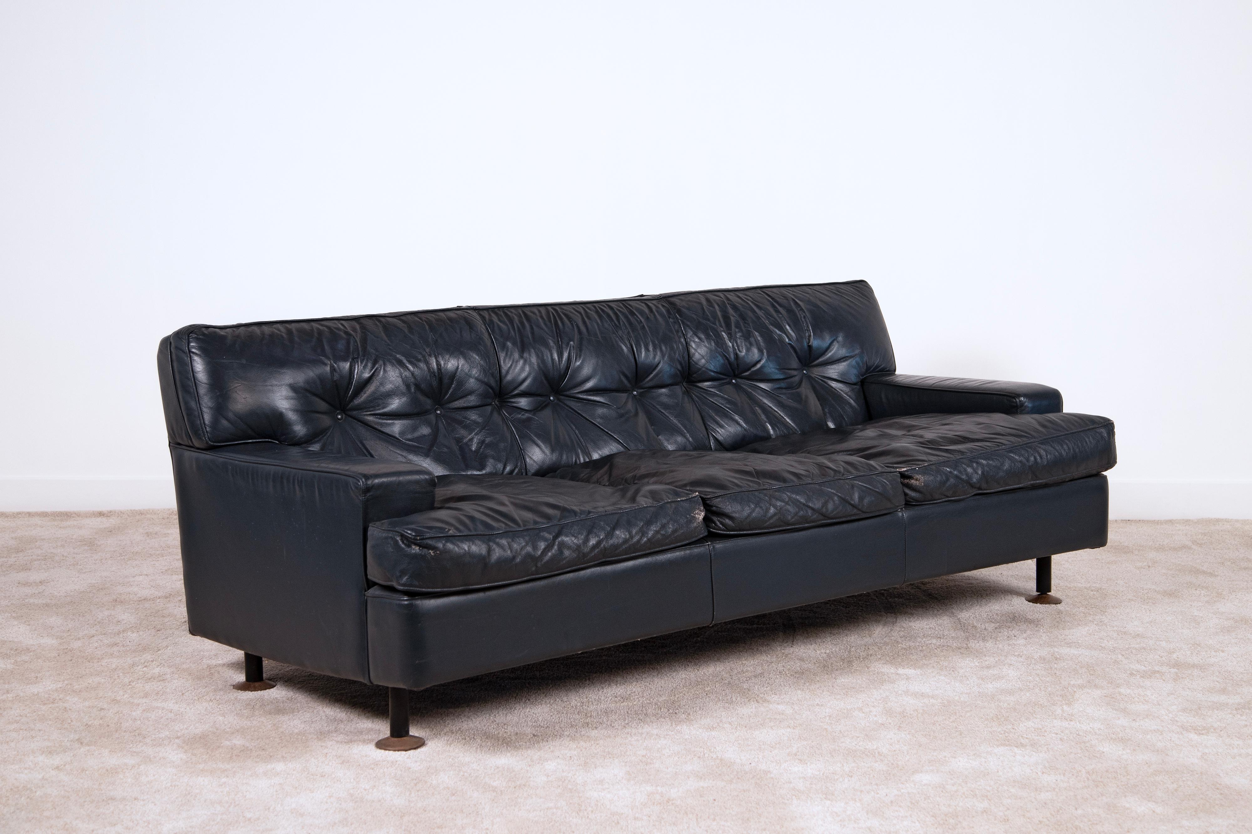 Set of 2 sofas and 1 armchair model 