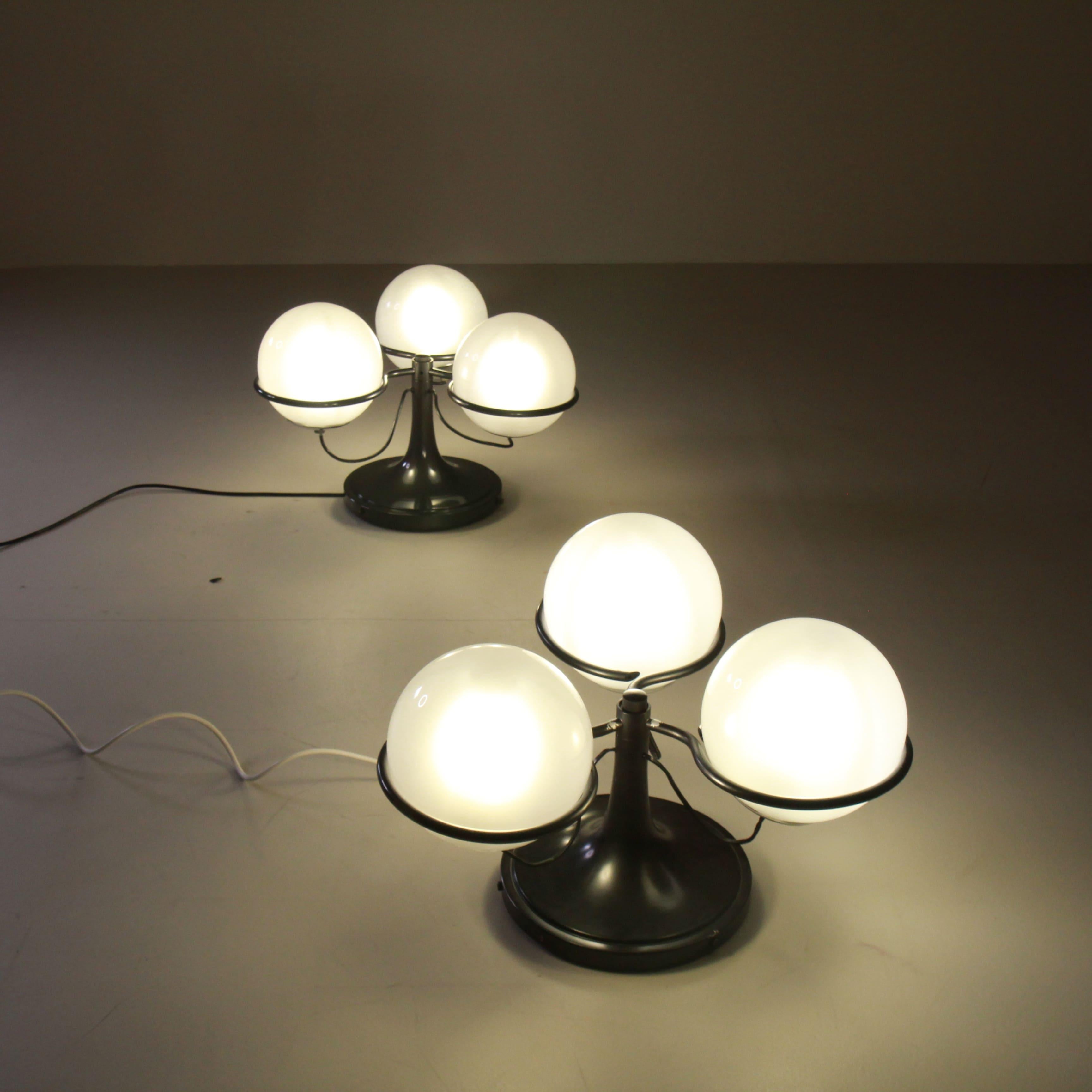 Set di 2 lampade 2042/3 Gino Sarfatti, Arteluce, 1960 in vendita 3