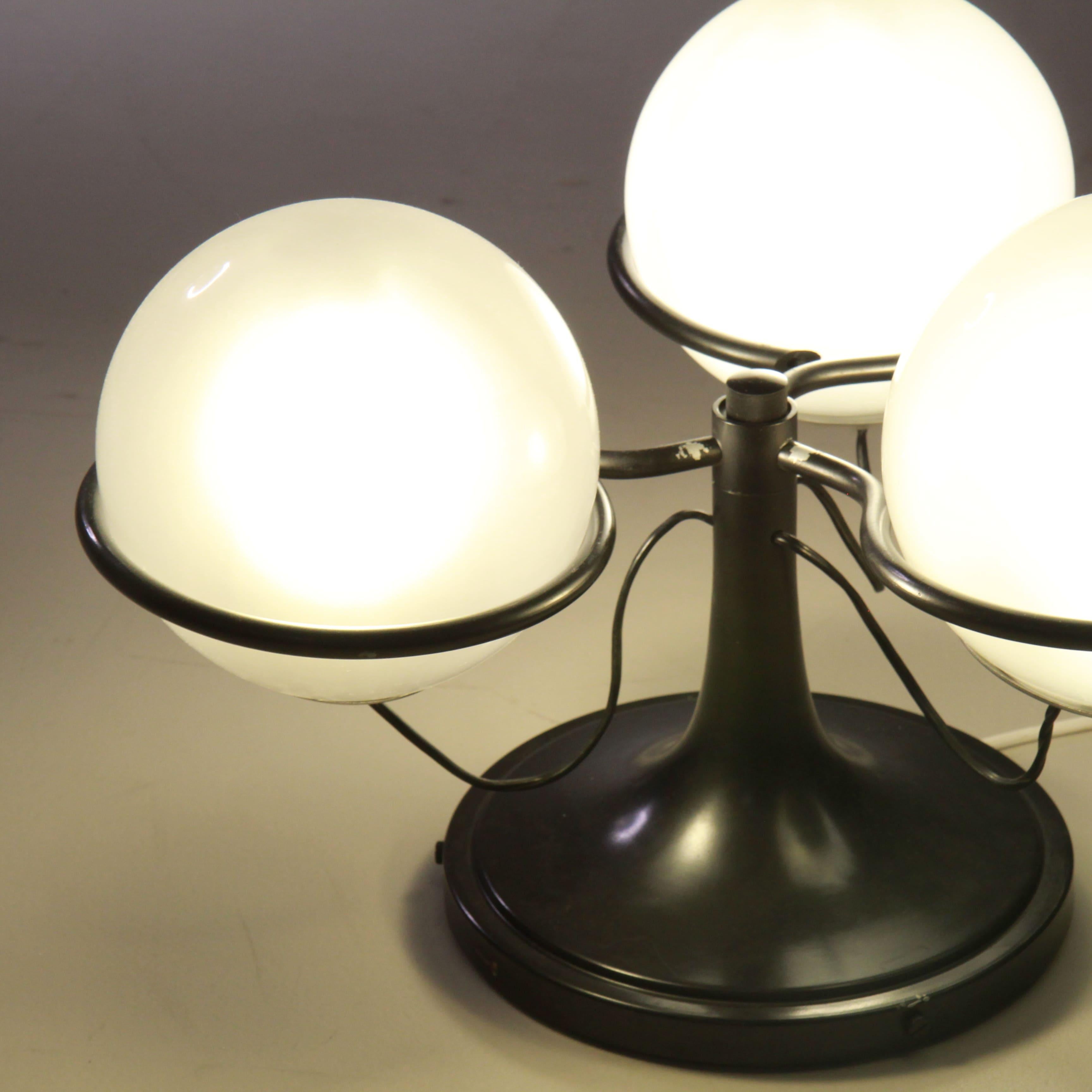 Italiano Set di 2 lampade 2042/3 Gino Sarfatti, Arteluce, 1960 in vendita