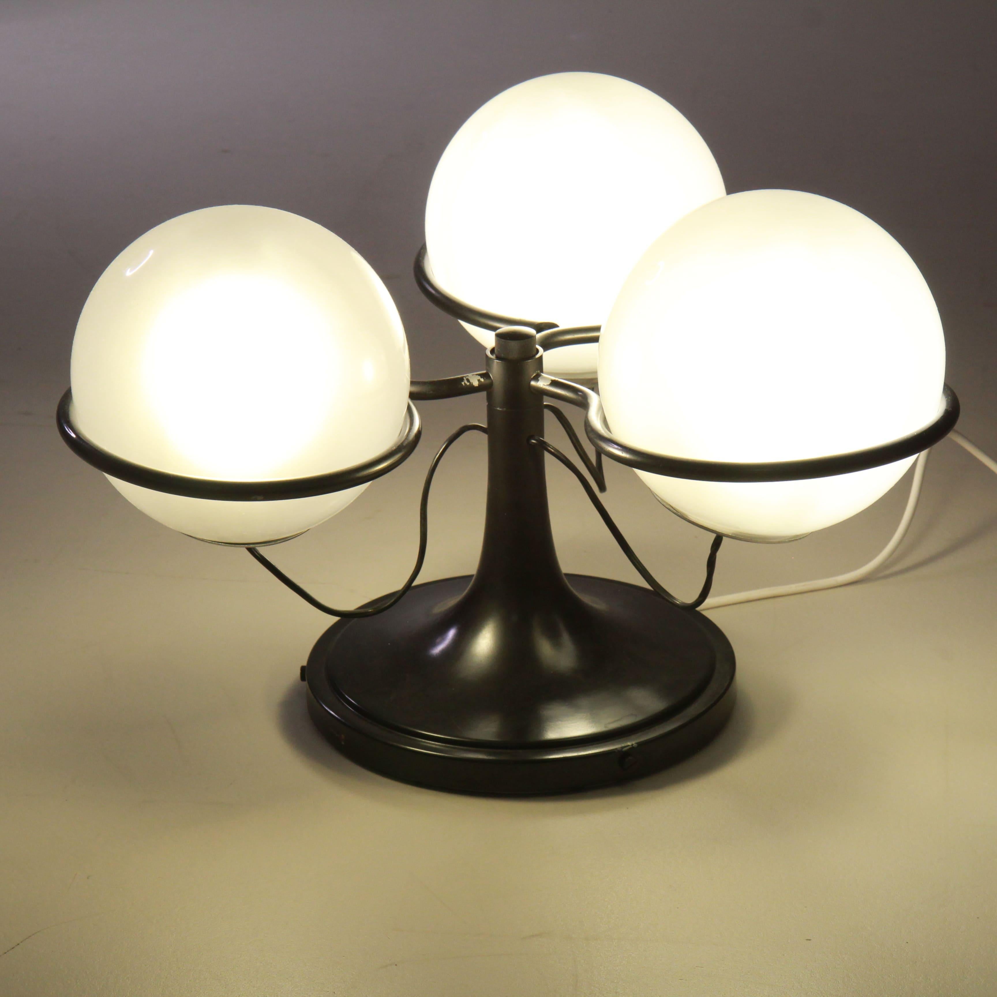 Set di 2 lampade 2042/3 Gino Sarfatti, Arteluce, 1960 In condizioni buone in vendita a Milano, Lombardia