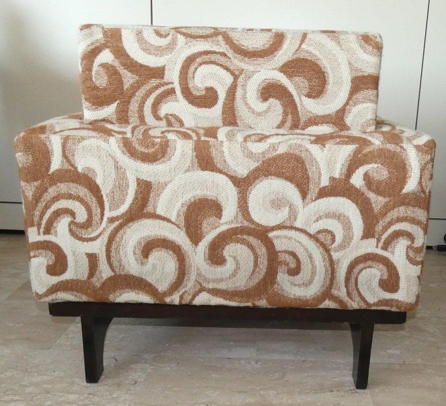 Hand-Crafted Set of 2 Wool Bouclé Armchairs with Optical Patterns, Italy 1960s For Sale