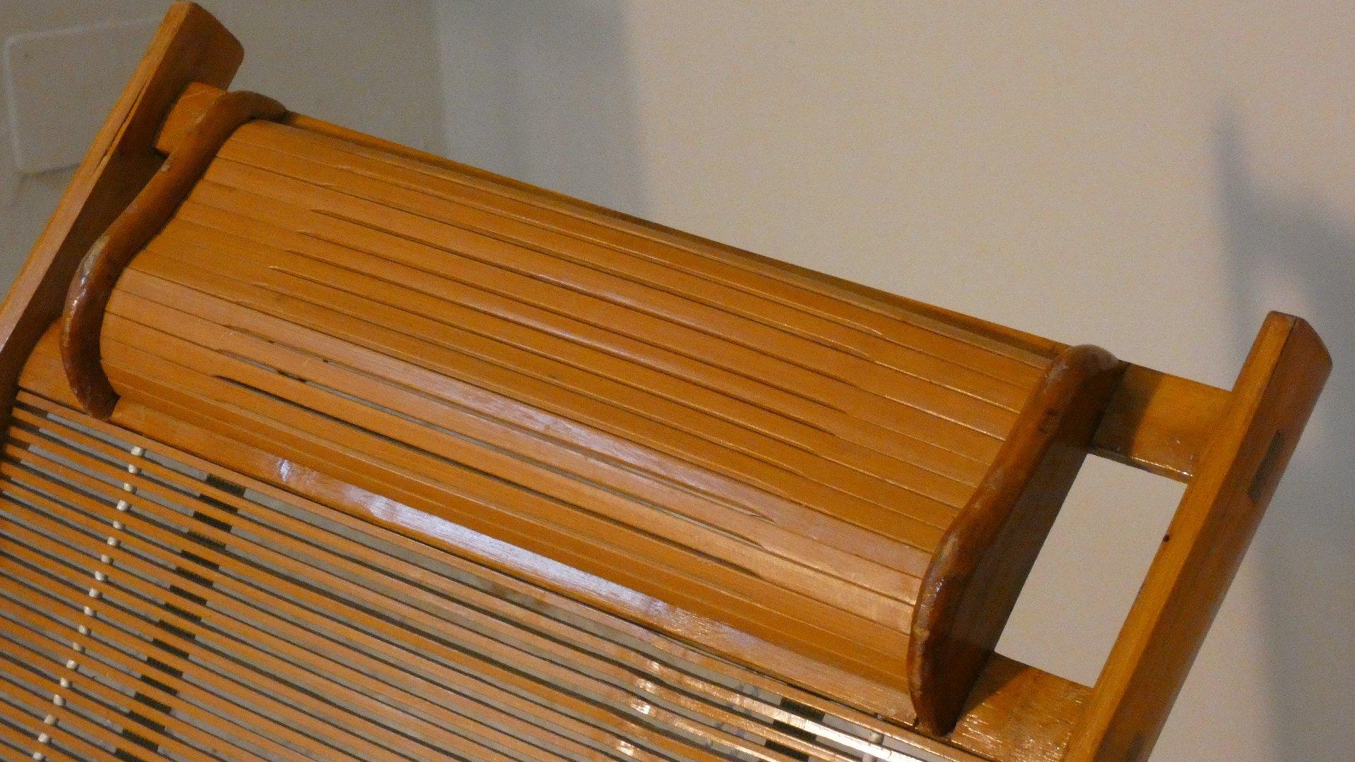 Set of 2 Bamboo Folding Lounger and Chaise Chairs, Japan In Excellent Condition In modena, Emilia-Romagna