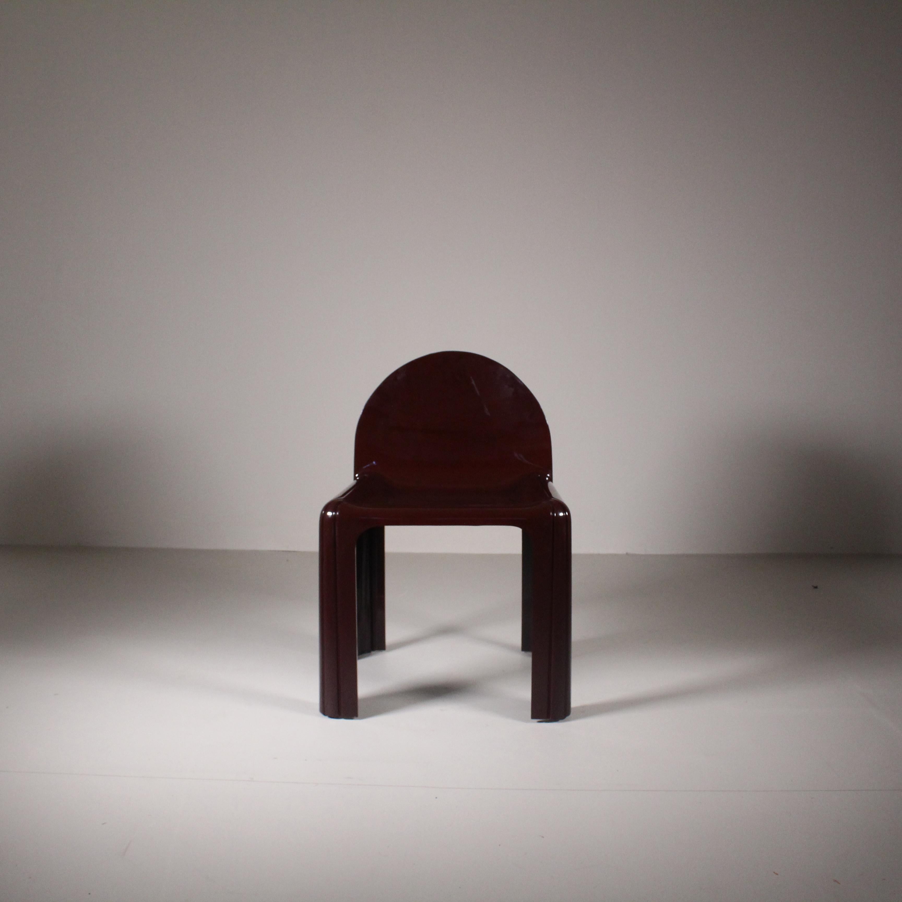 Plastique Ensemble de 2 chaises Mod.4854 Gae Aulenti, Kartell en vente