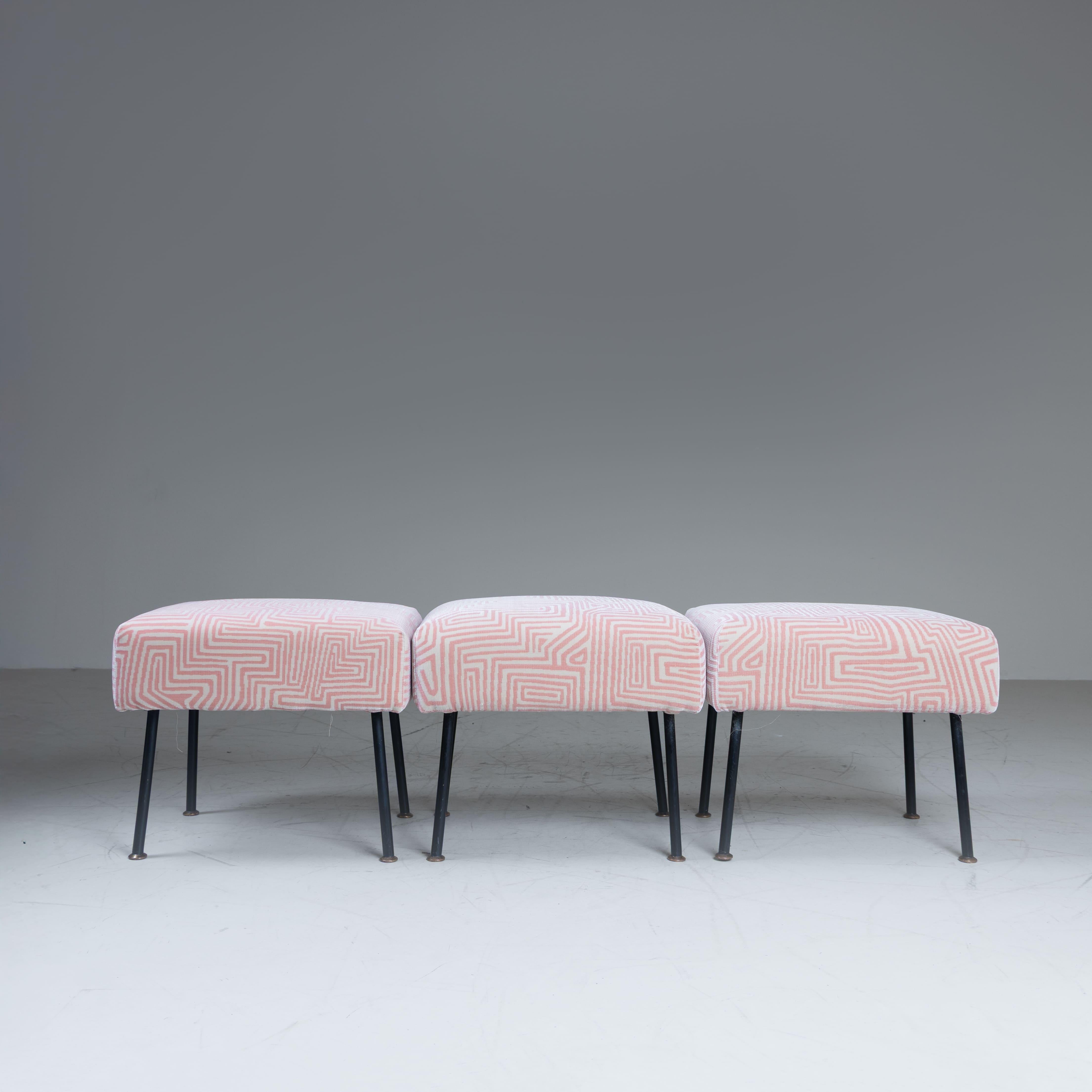 Set of 3 pink poufs, Dedar fabric upholstery, 1950s For Sale 6