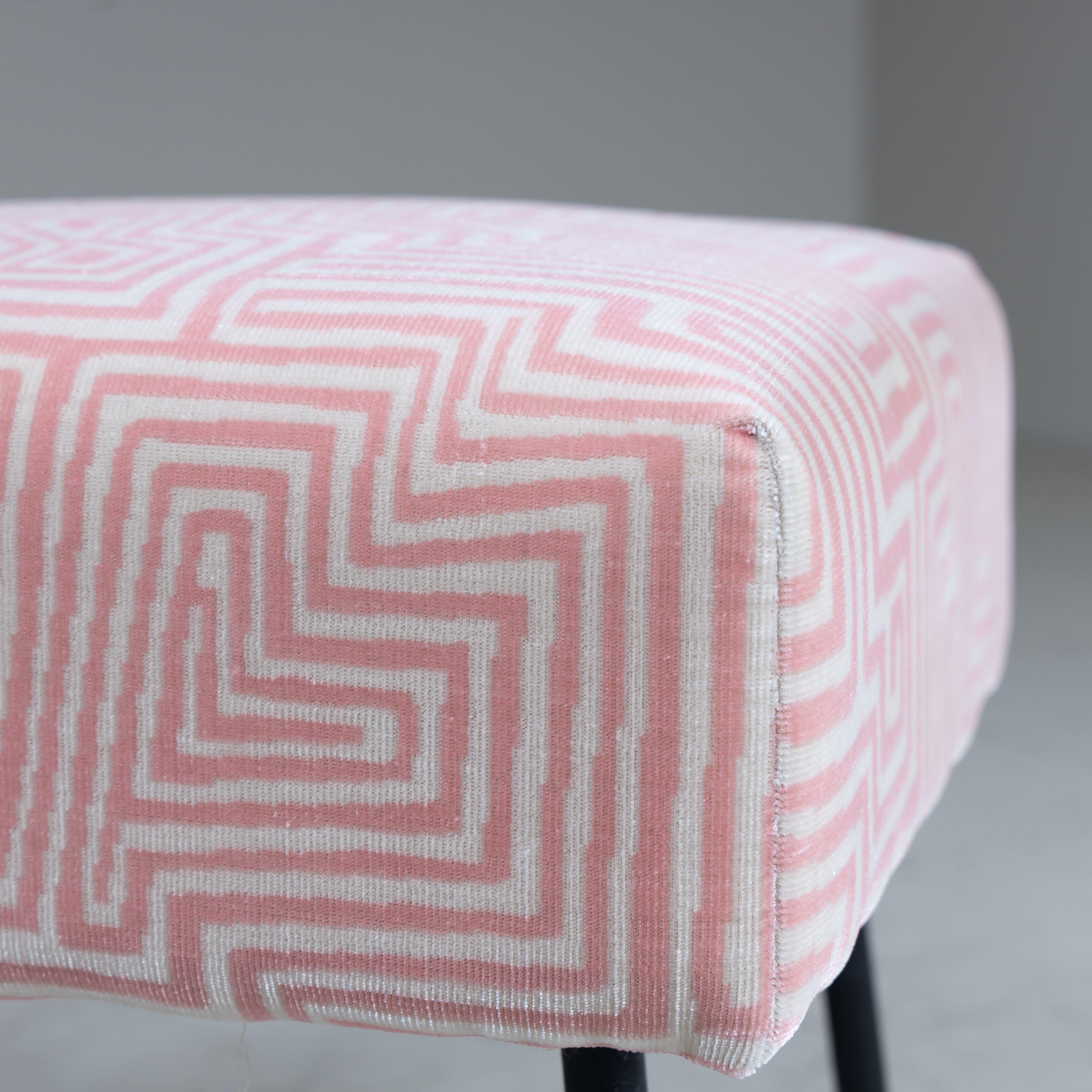 Set of 3 pink poufs, Dedar fabric upholstery, 1950s For Sale 12