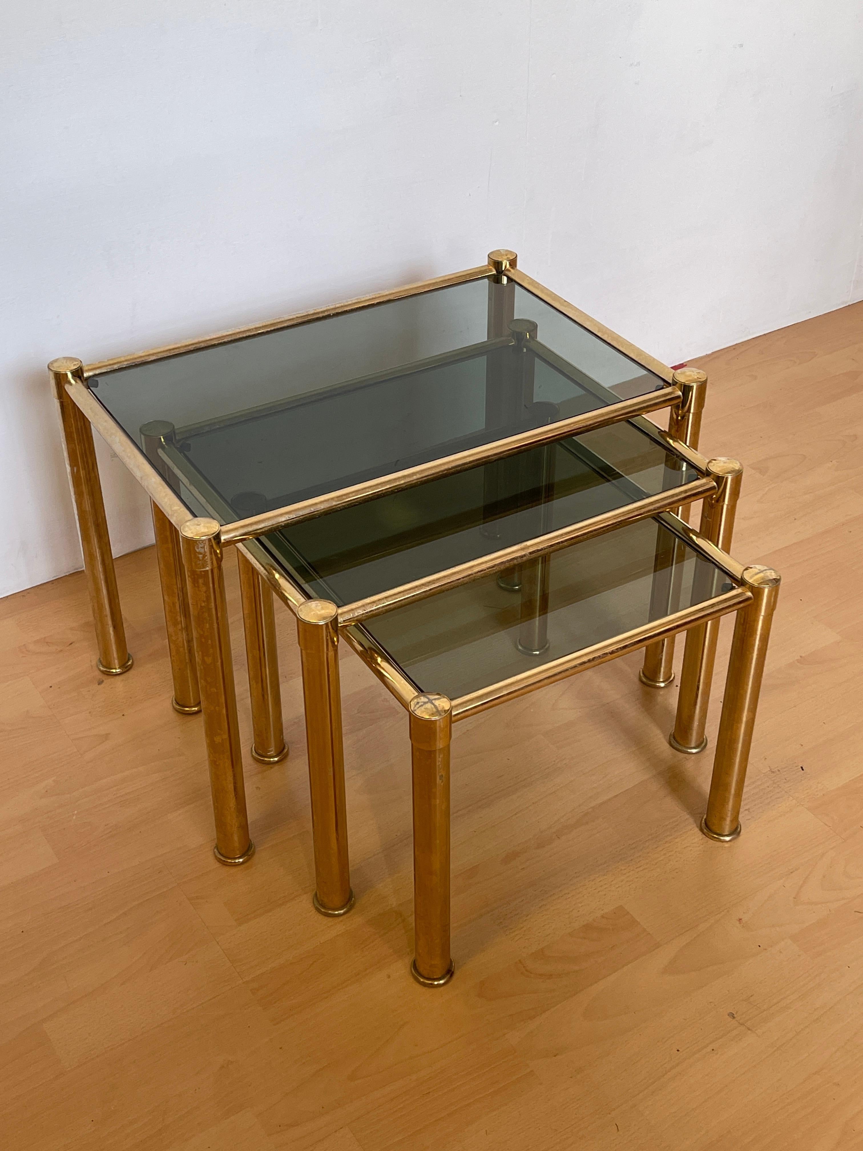 Altro Set di 3 Tavolini da Salotto in Vetro e Ottone, Italia, anni '90 in vendita