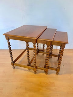 Juego de 3 mesas de madera entrelazadas vintage años 90 Italiano