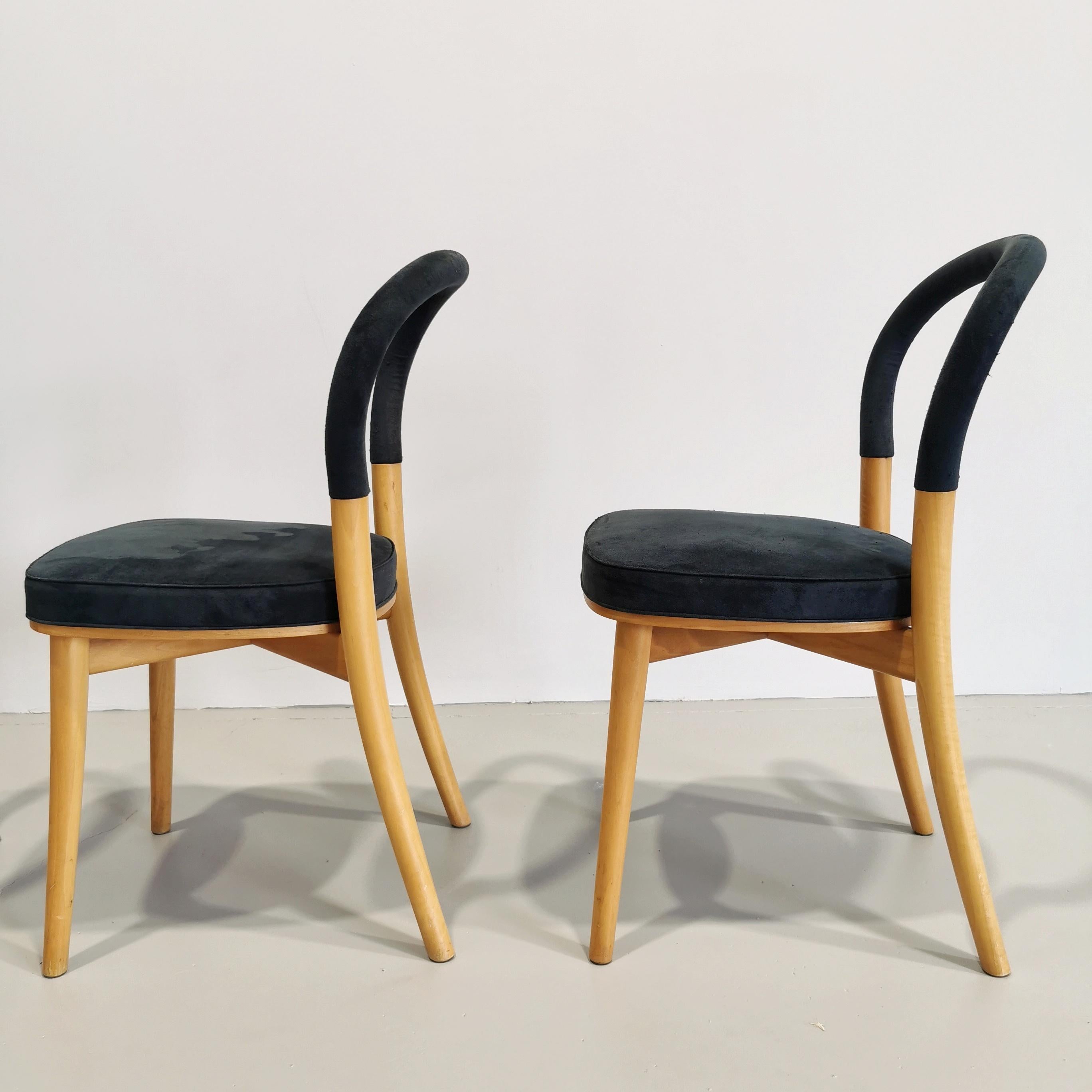 set of 4 chairs Cassina model Gothenburg  light wood BLUE upholstery For Sale 3